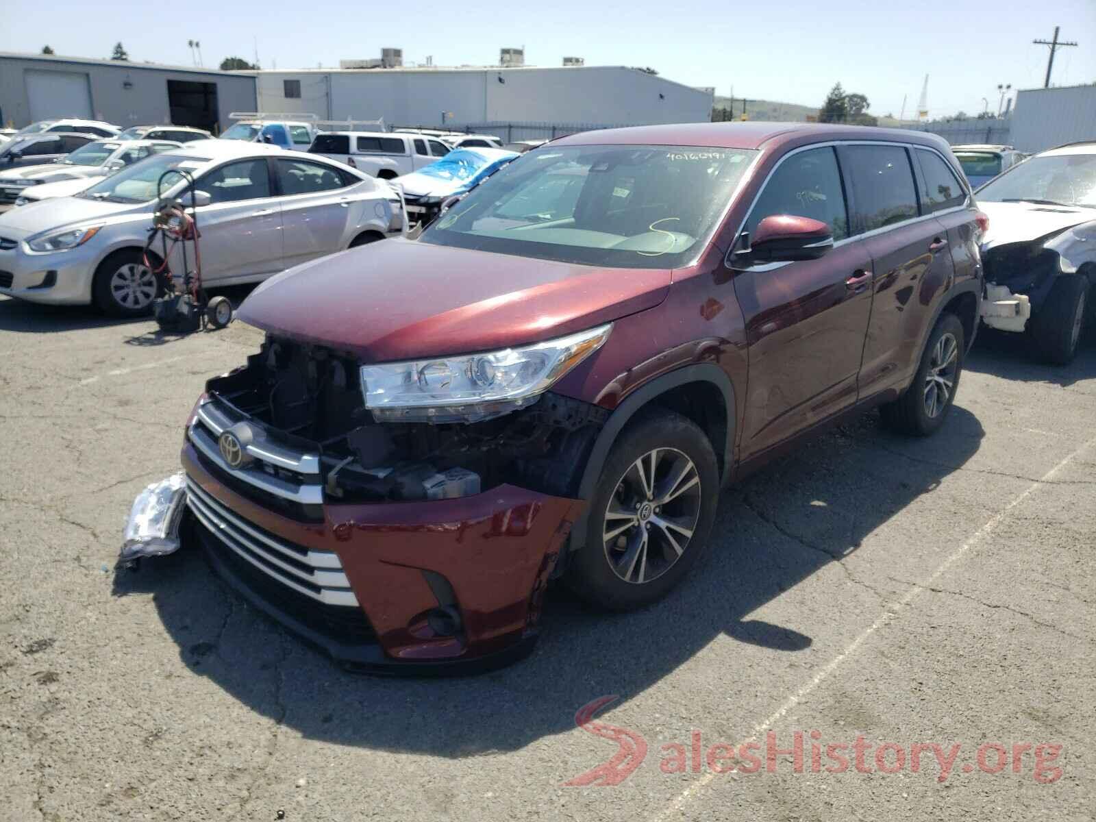 5TDZARFH8HS026084 2017 TOYOTA HIGHLANDER