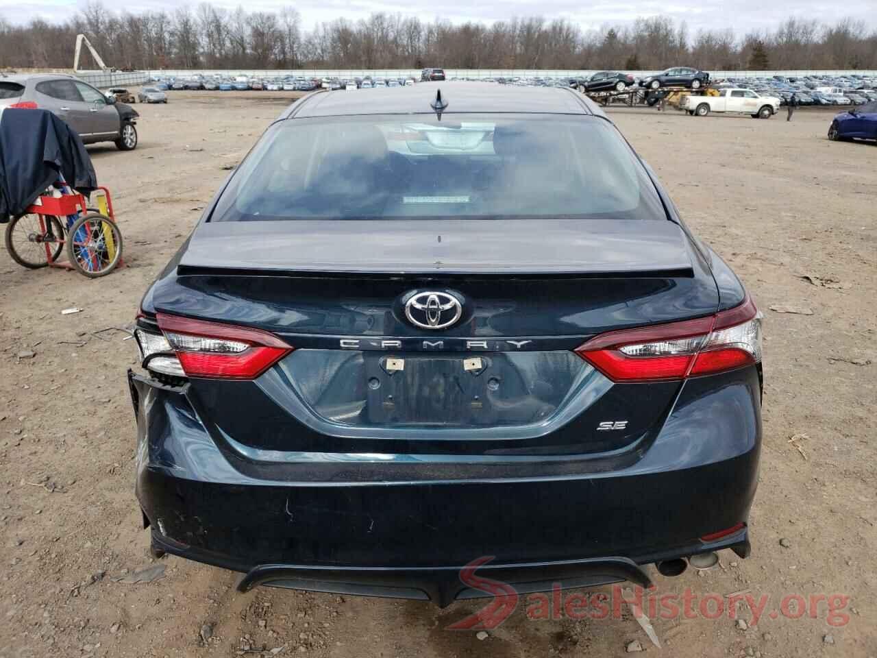 4T1G11AK6MU519324 2021 TOYOTA CAMRY