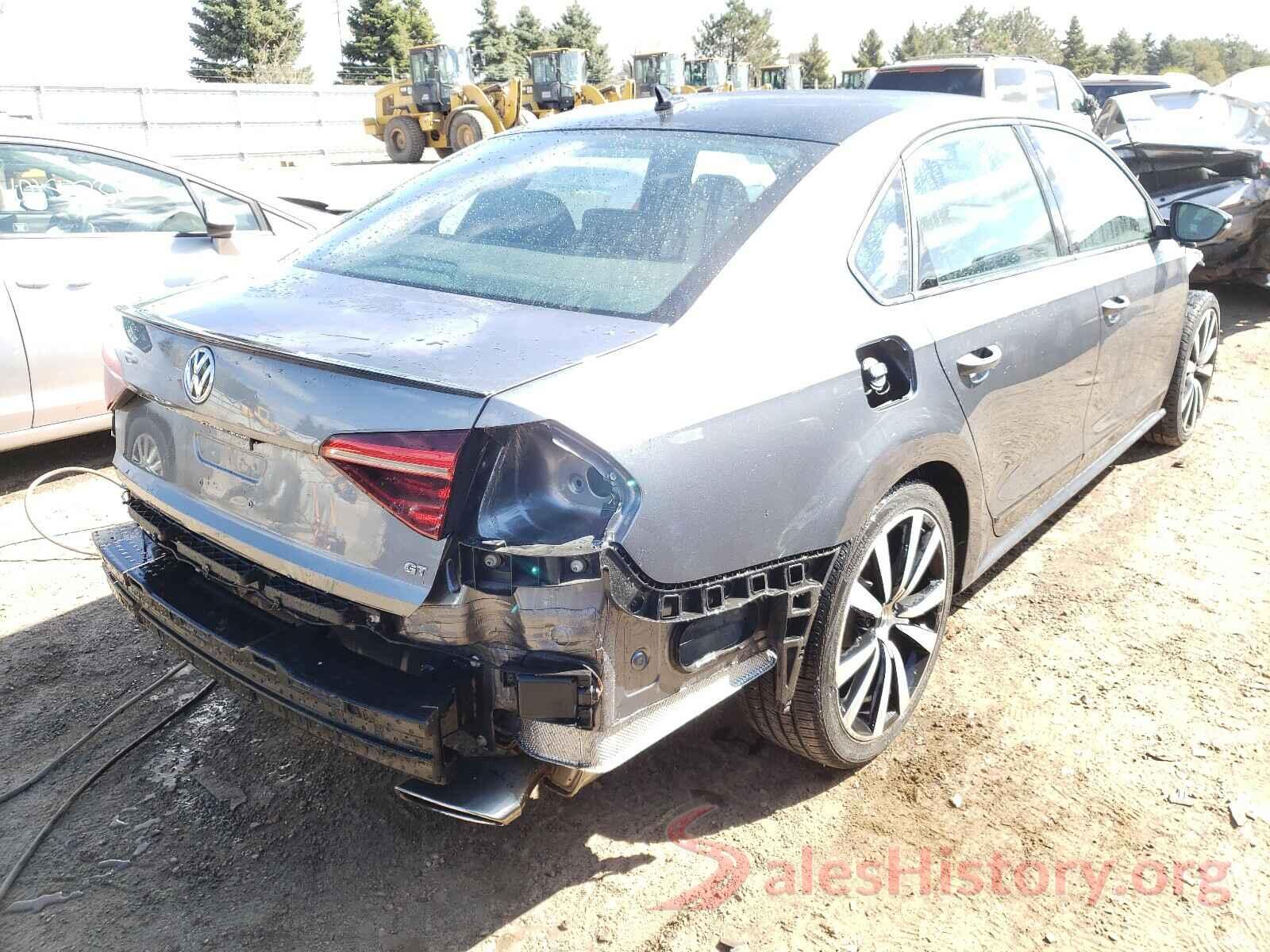 1VWJM7A30JC050811 2018 VOLKSWAGEN PASSAT