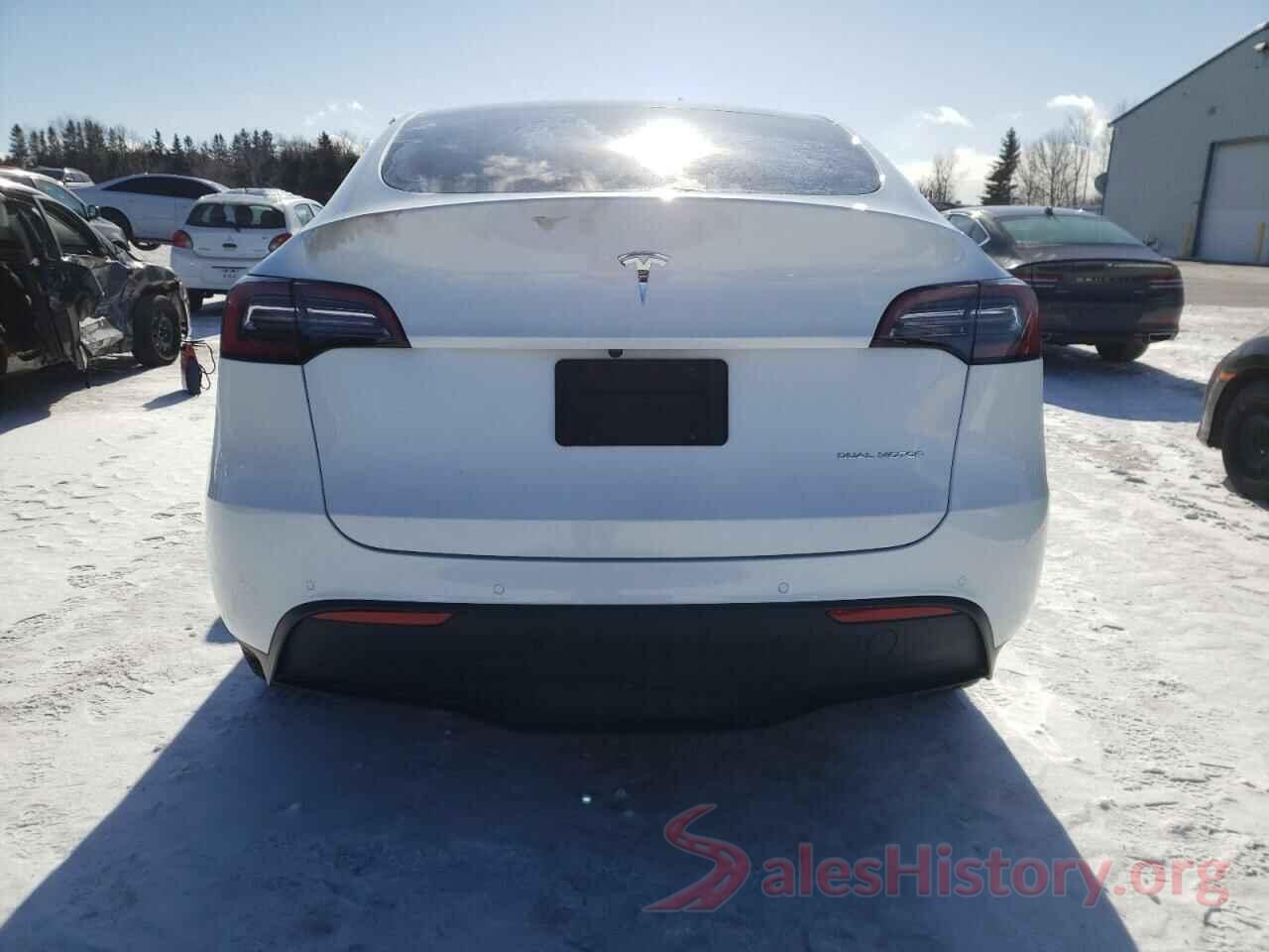 7SAYGDEE4NF385018 2022 TESLA MODEL Y