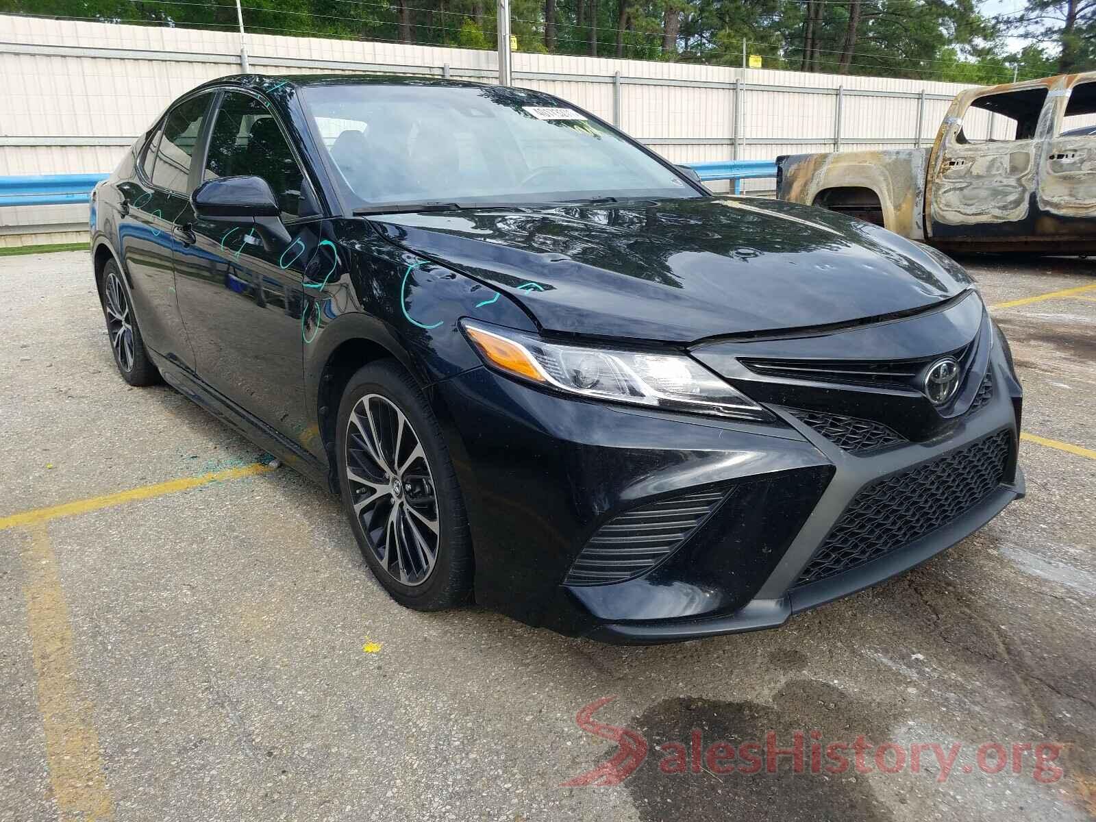 4T1B11HK2KU763730 2019 TOYOTA CAMRY