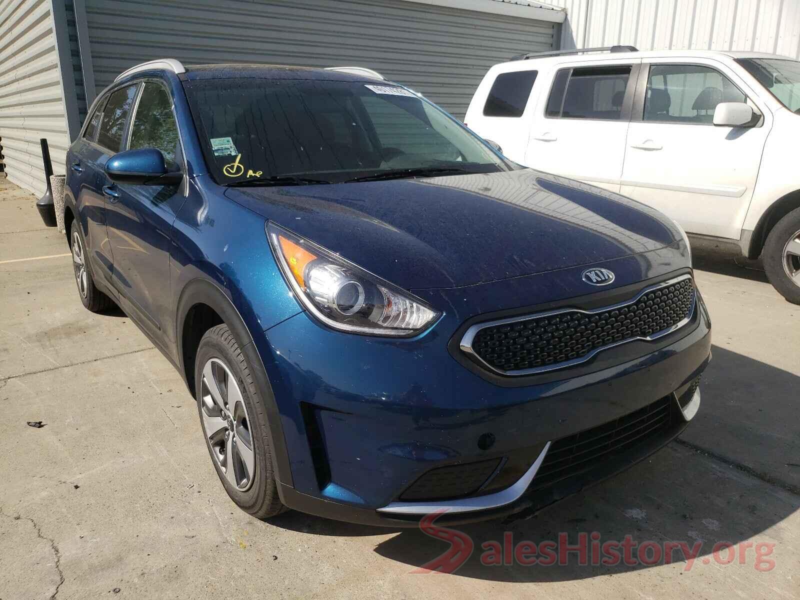 KNDCB3LC7J5207018 2018 KIA NIRO