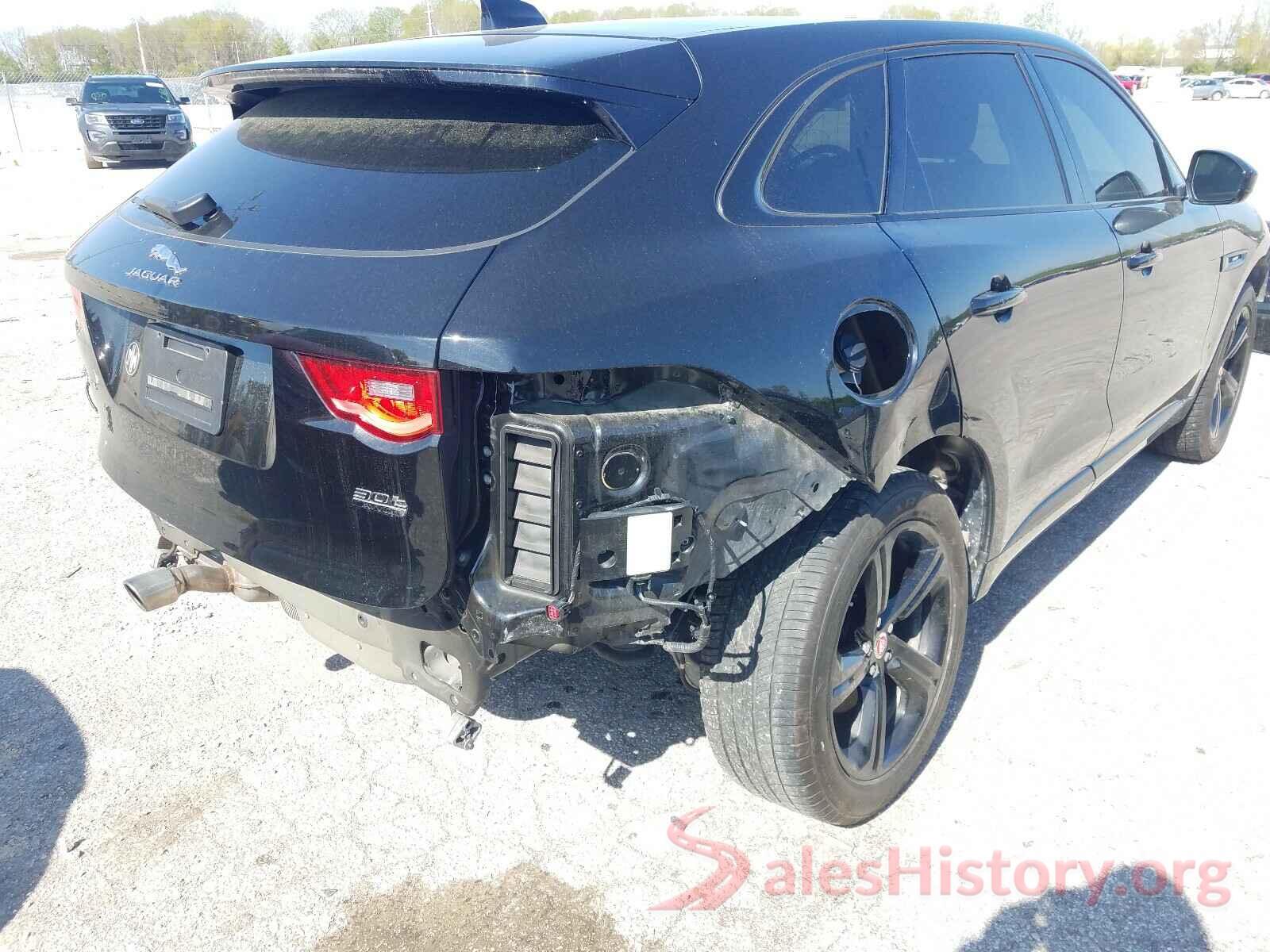 SADCL2GX1JA235025 2018 JAGUAR F-PACE