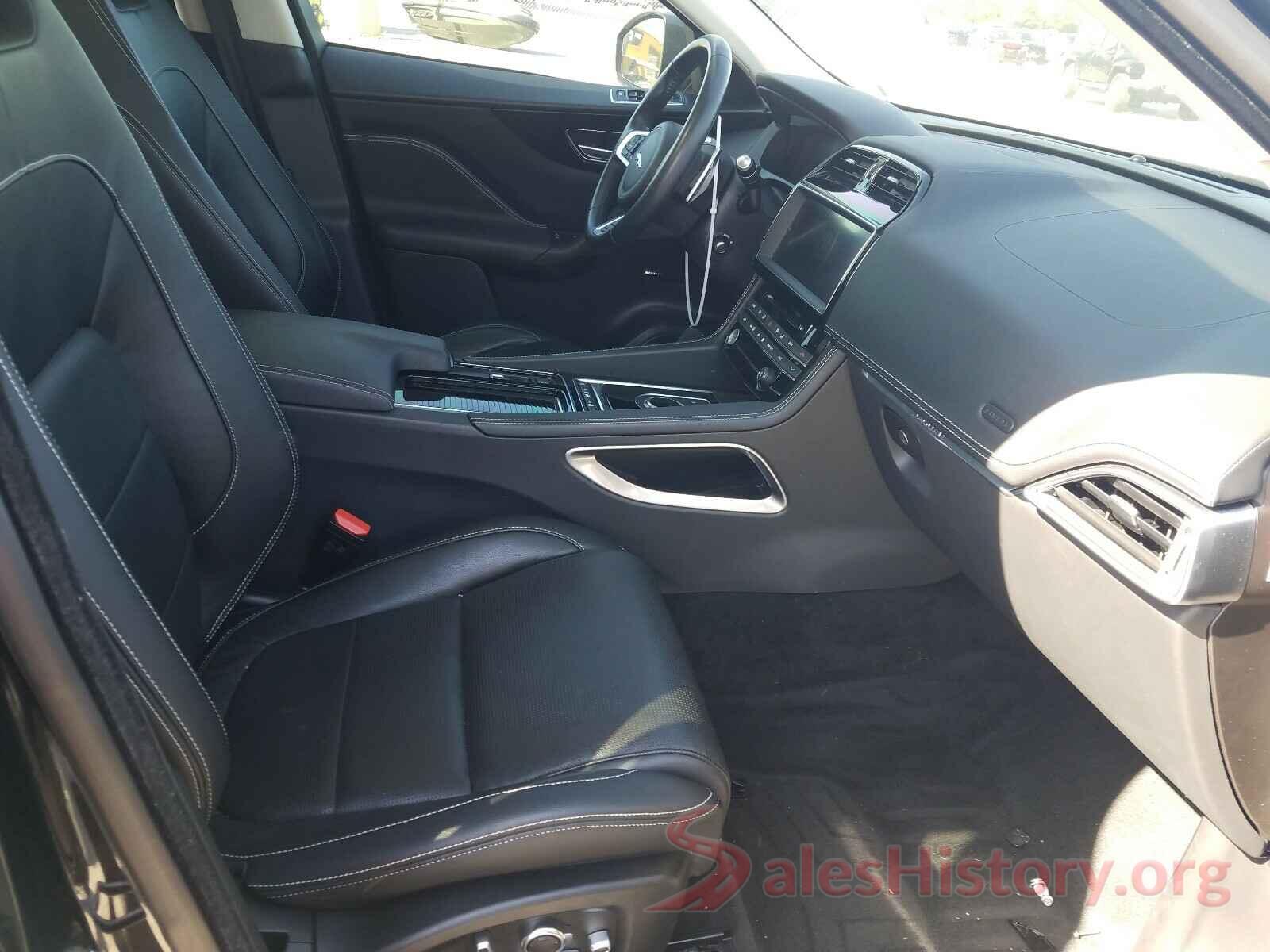 SADCL2GX1JA235025 2018 JAGUAR F-PACE