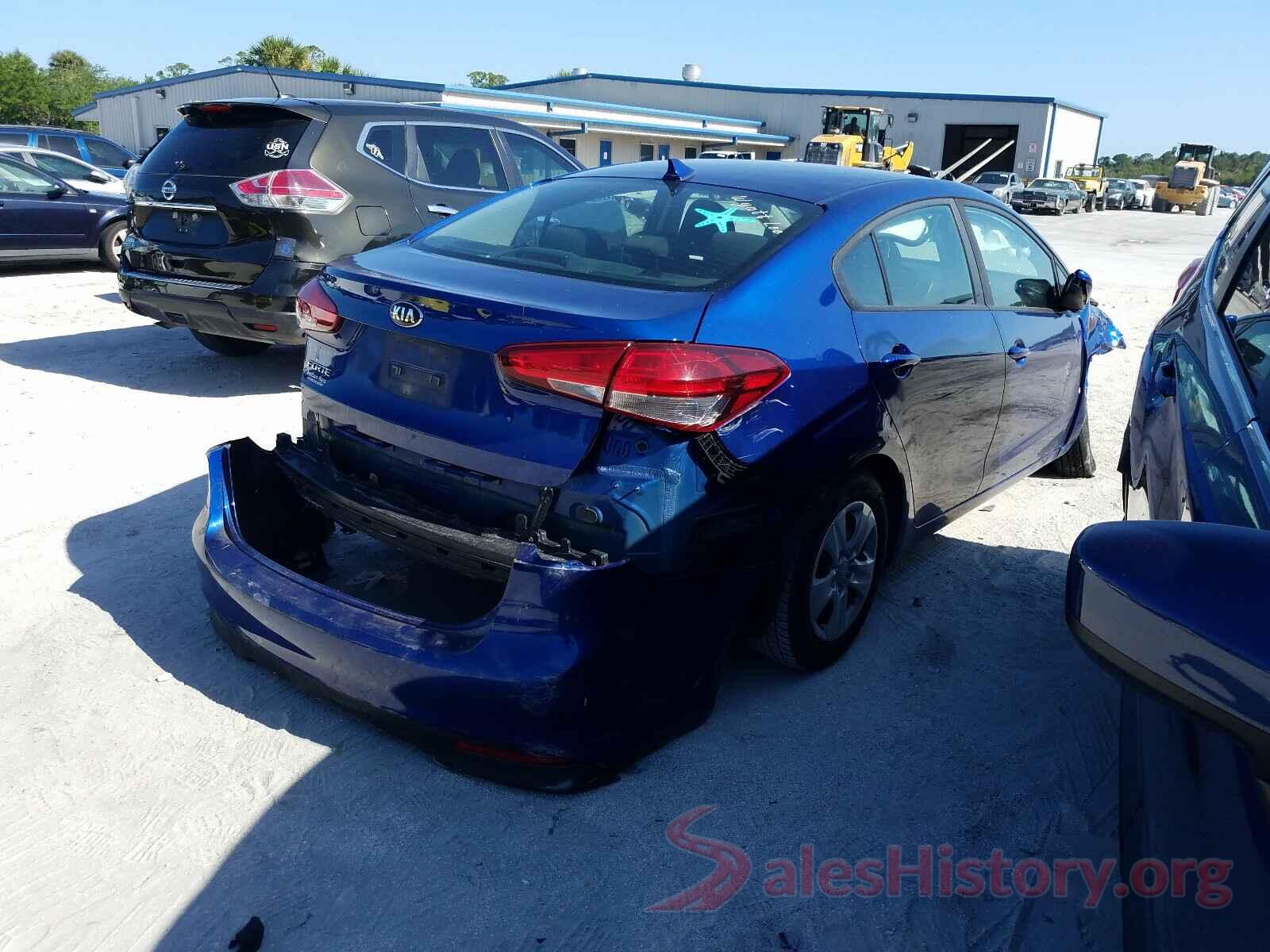 3KPFK4A77HE140170 2017 KIA FORTE