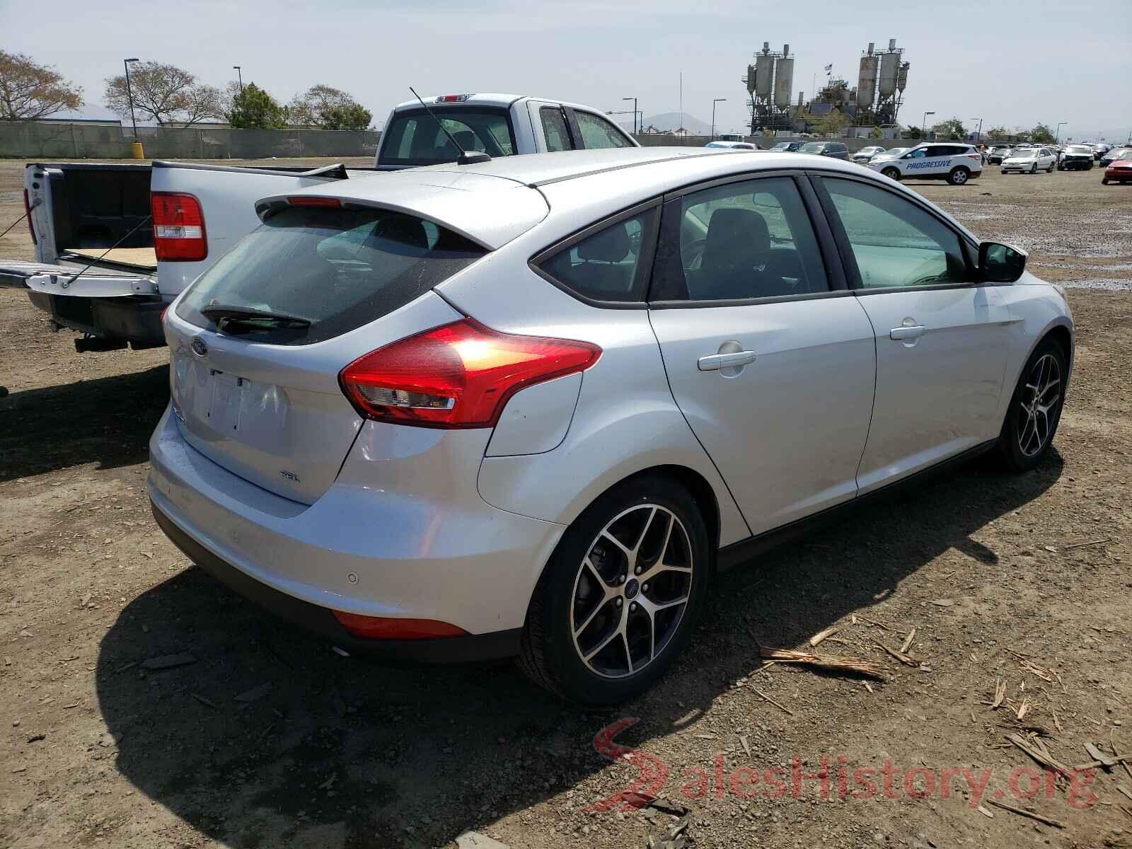 1FADP3M20JL205303 2018 FORD FOCUS