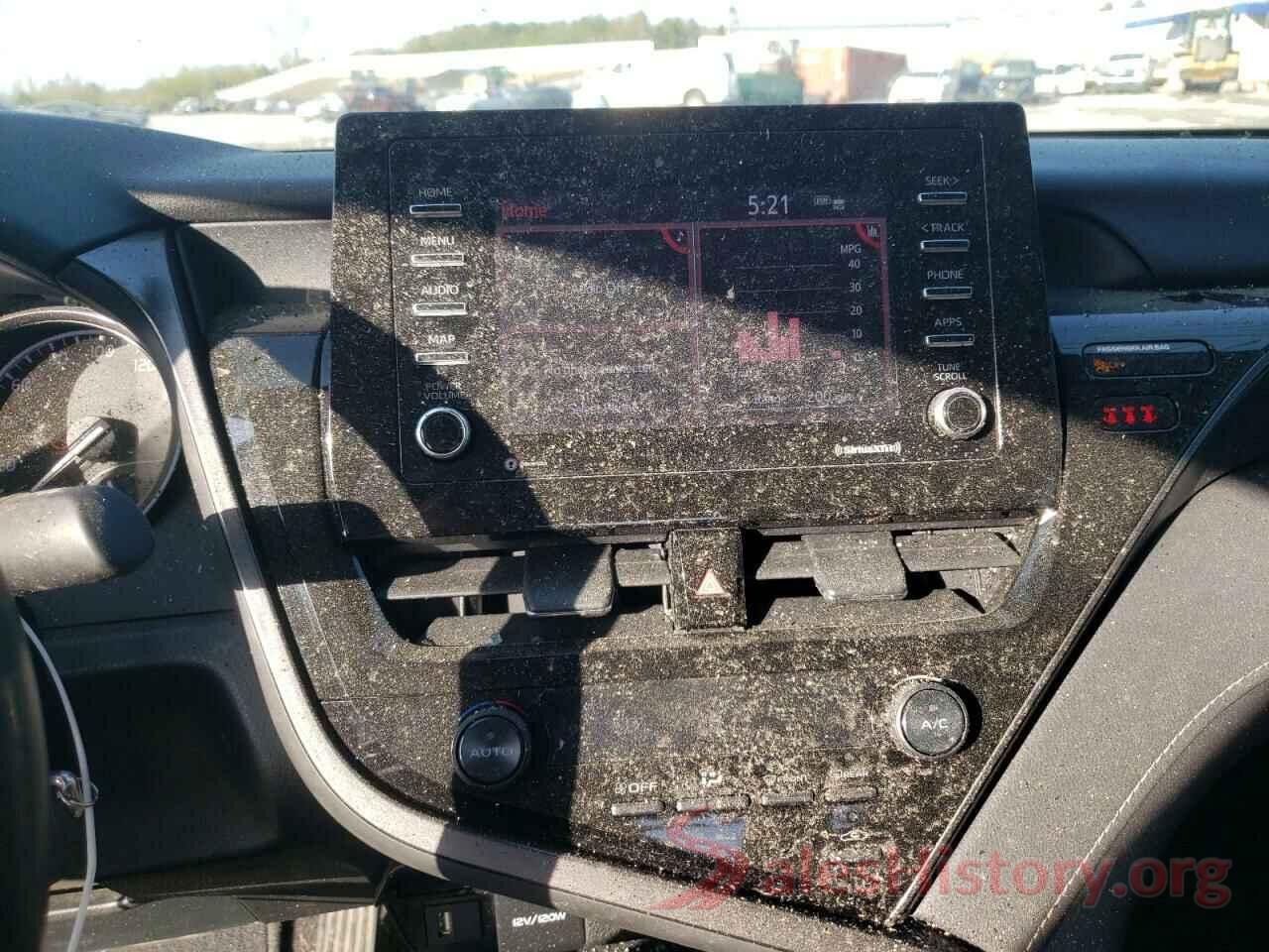 4T1G11AK8MU428104 2021 TOYOTA CAMRY