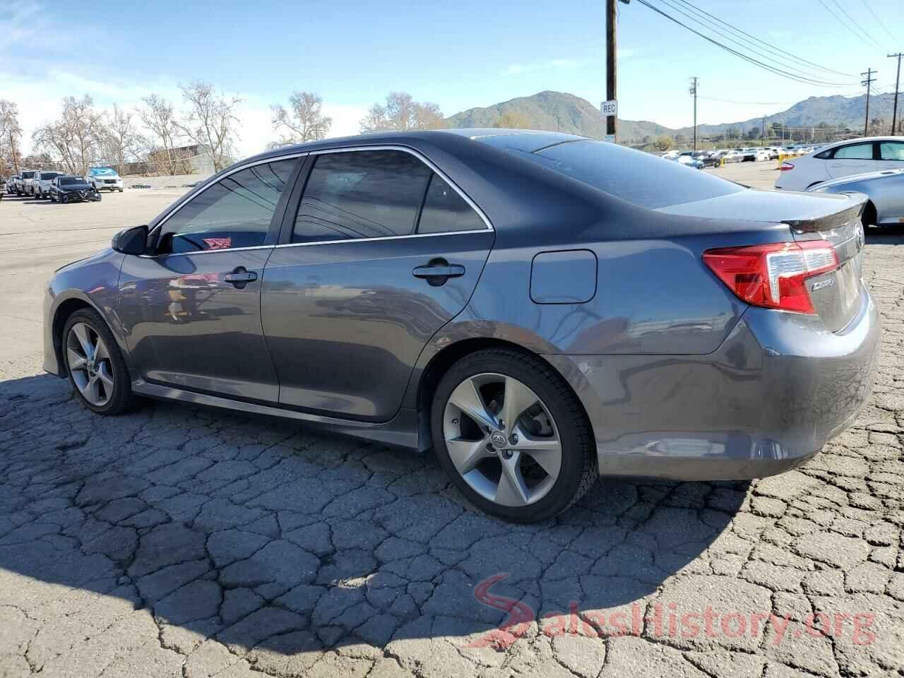 4T1BF1FK7EU749072 2014 TOYOTA CAMRY