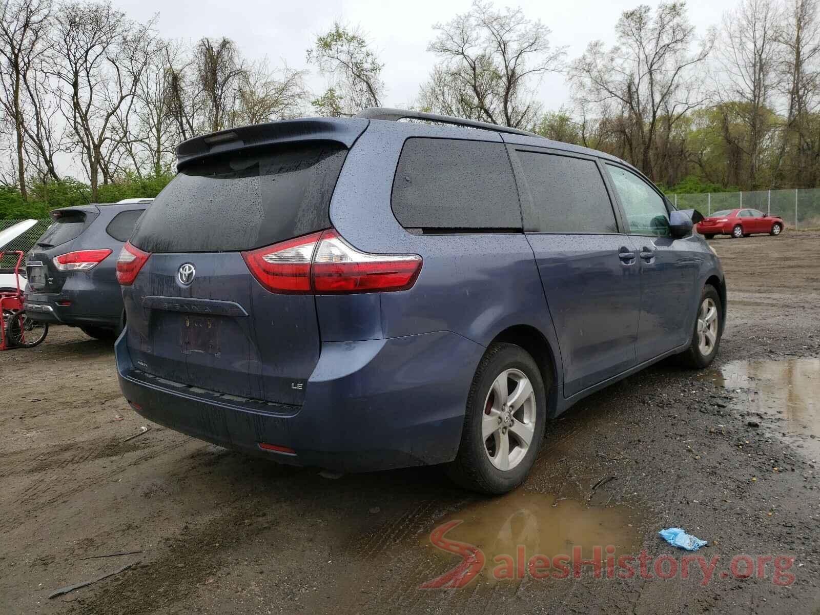 5TDKZ3DC2HS867140 2017 TOYOTA SIENNA