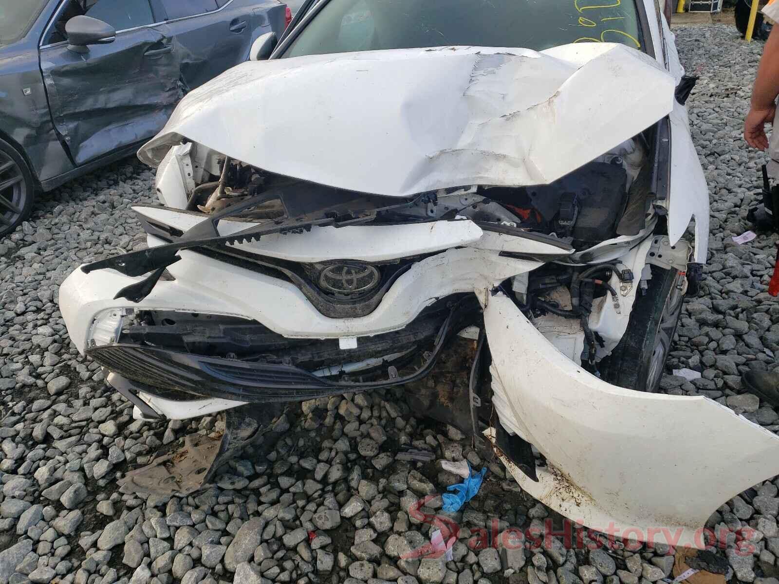 4T1B11HK5JU539284 2018 TOYOTA CAMRY