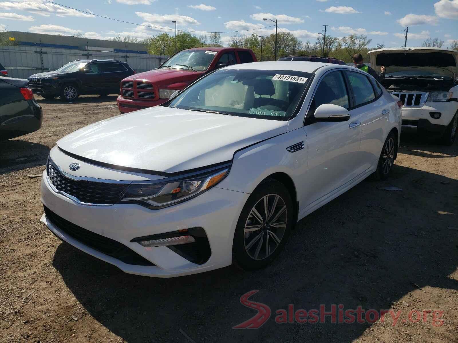 5XXGT4L35KG377640 2019 KIA OPTIMA