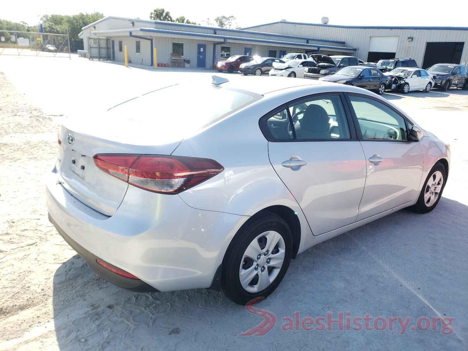 3KPFL4A70JE174700 2018 KIA FORTE