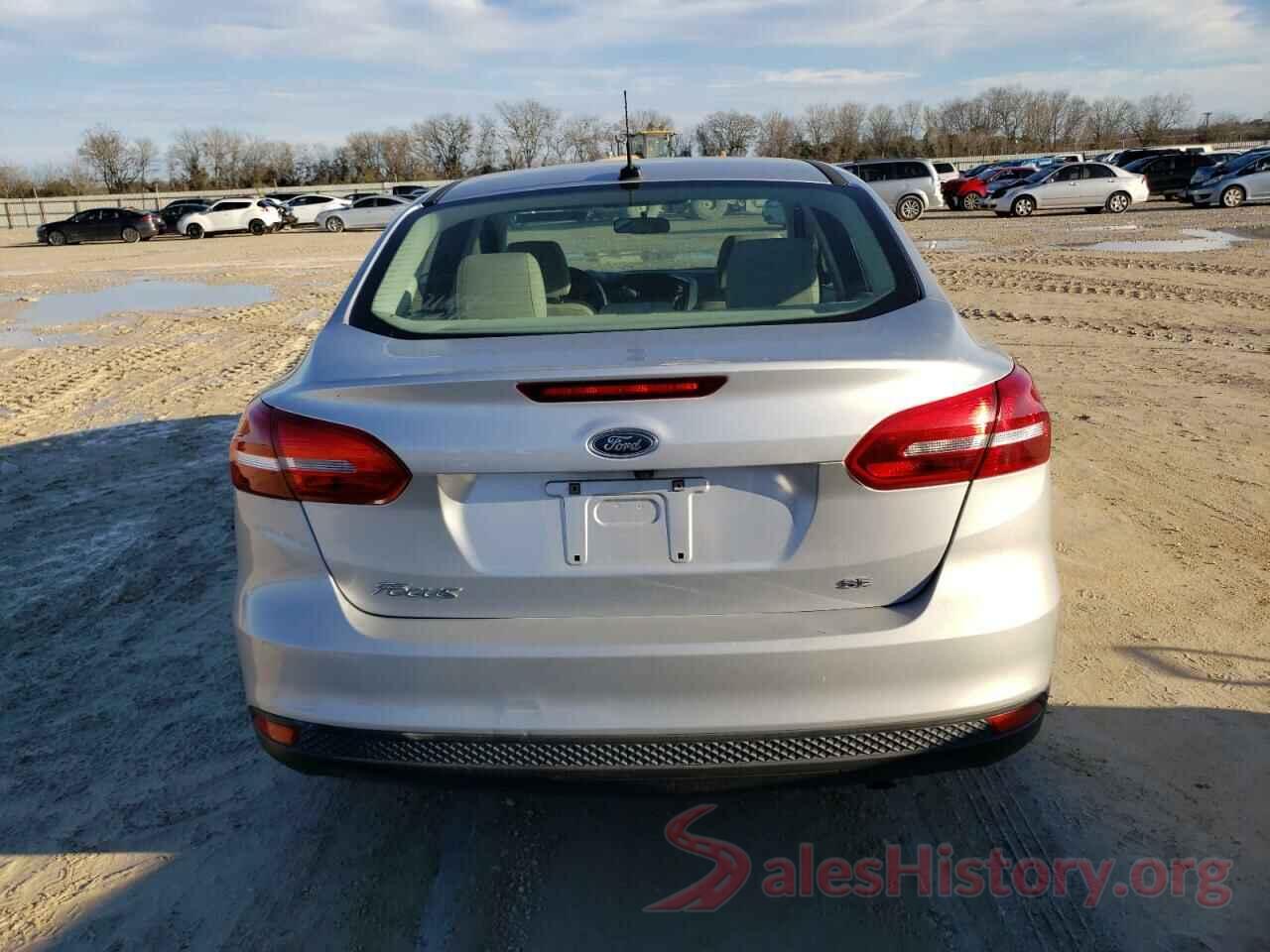 1FADP3F23JL252810 2018 FORD FOCUS