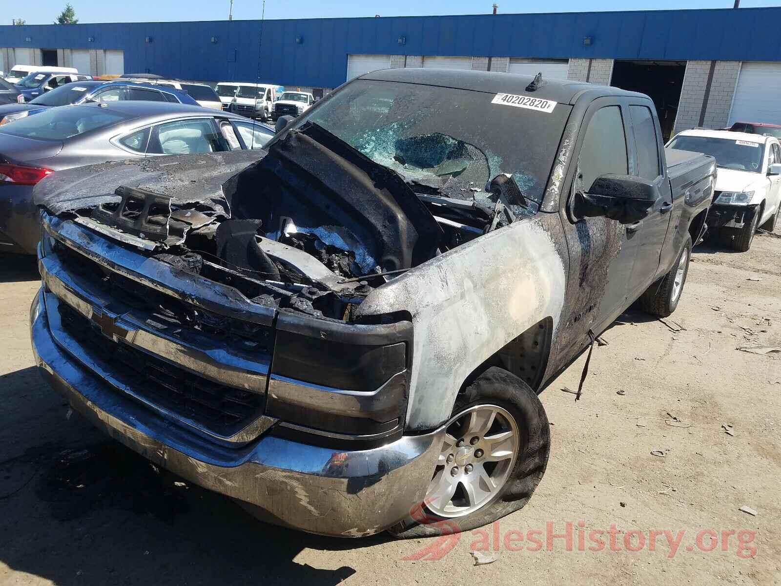 1GCRCREC0JZ174878 2018 CHEVROLET SILVERADO