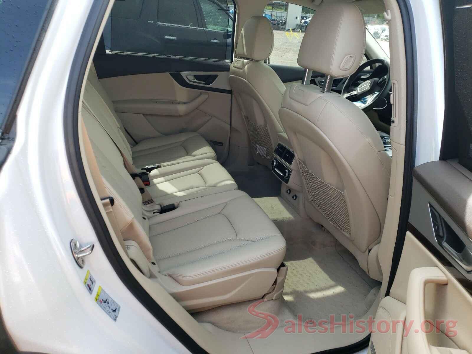 WA1LHAF70KD045638 2019 AUDI Q7