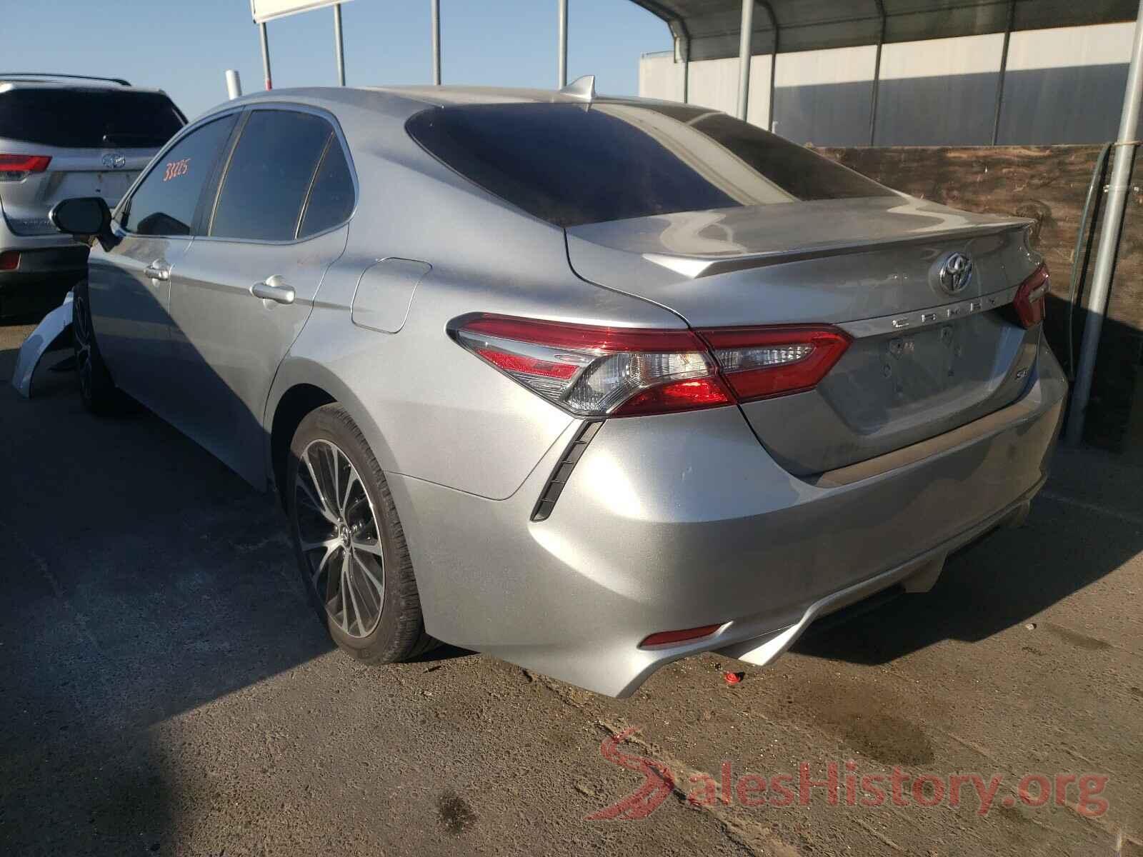 4T1B11HK7JU539884 2018 TOYOTA CAMRY