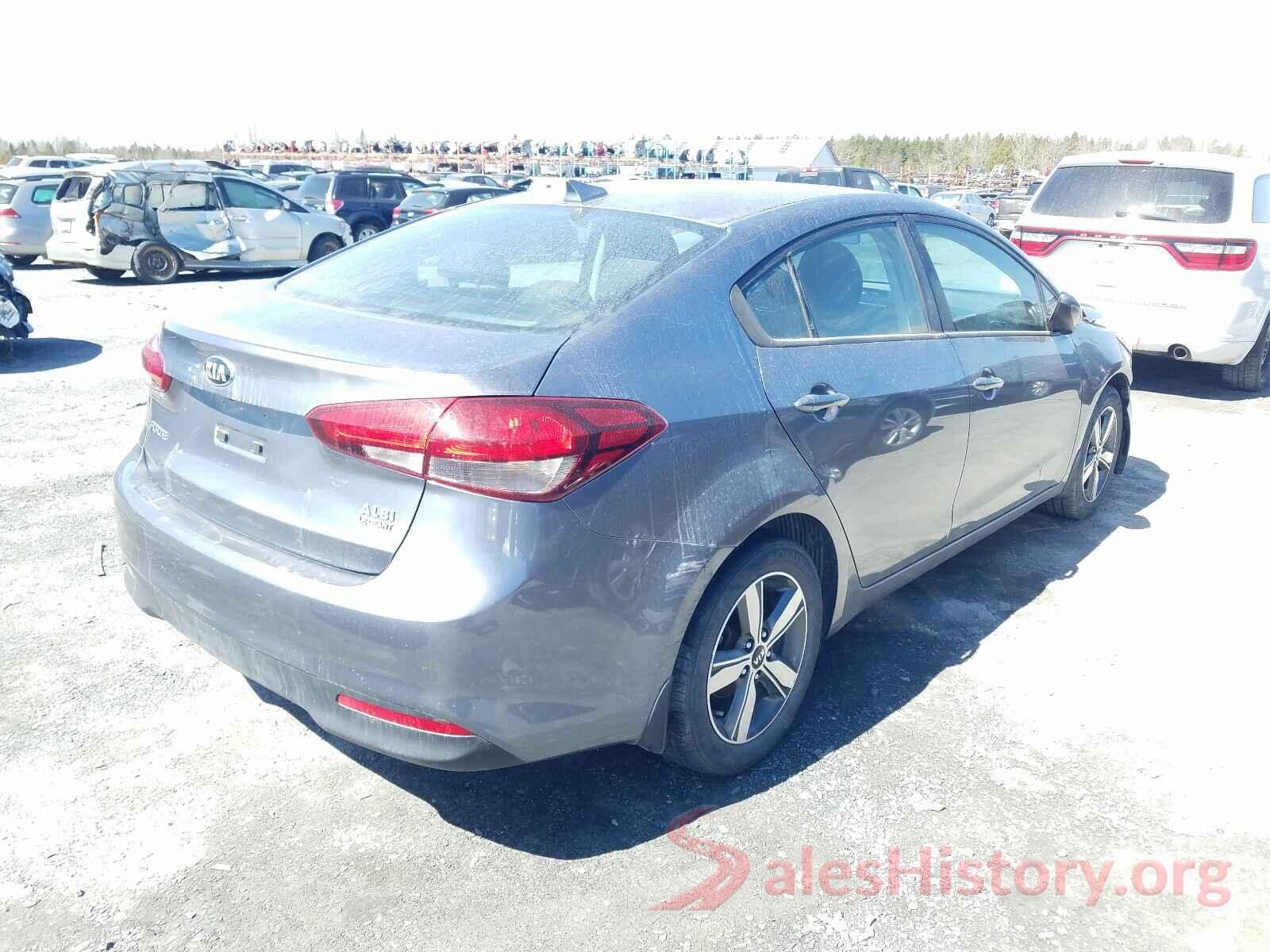 3KPFL4A71JE266477 2018 KIA FORTE