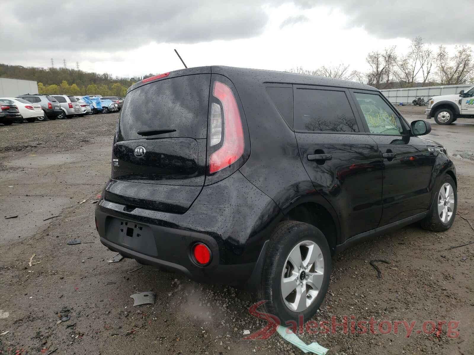 KNDJN2A28J7574629 2018 KIA SOUL