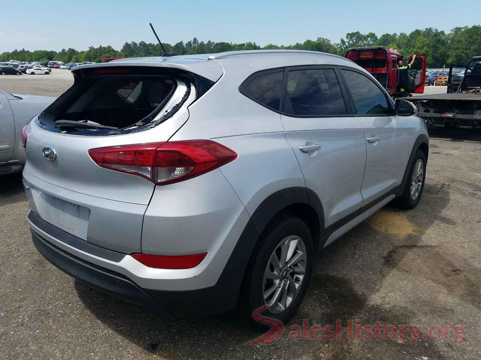 KM8J33A44HU587205 2017 HYUNDAI TUCSON