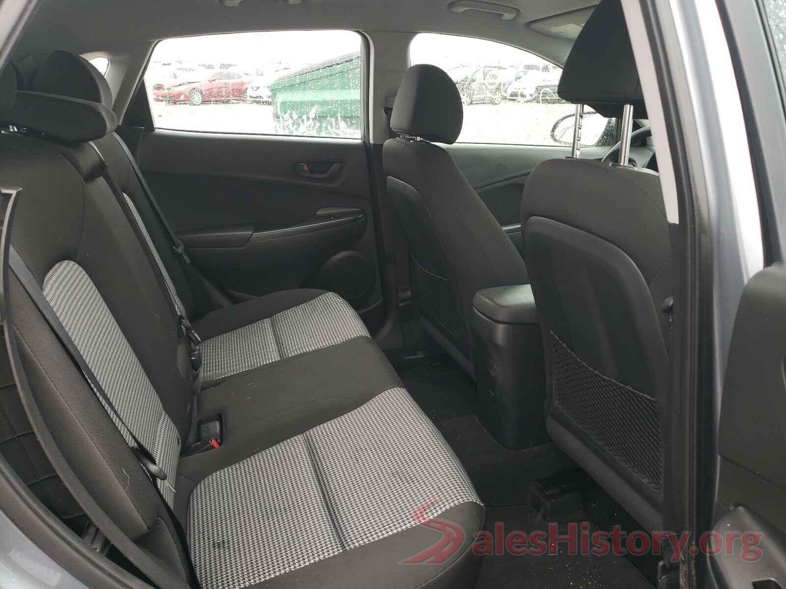 KM8K12AA4JU087299 2018 HYUNDAI KONA