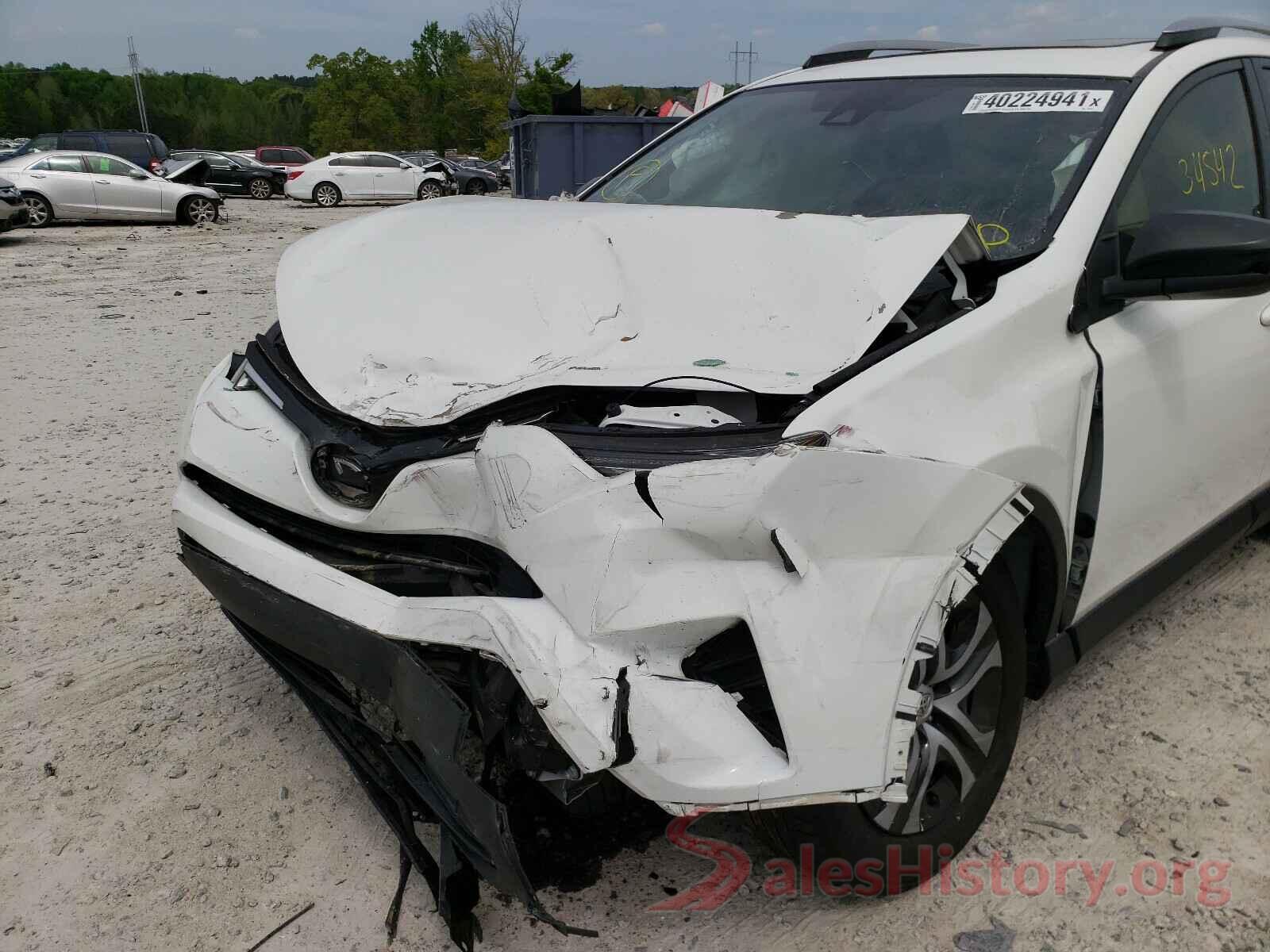 JTMZFREV4JJ748034 2018 TOYOTA RAV4