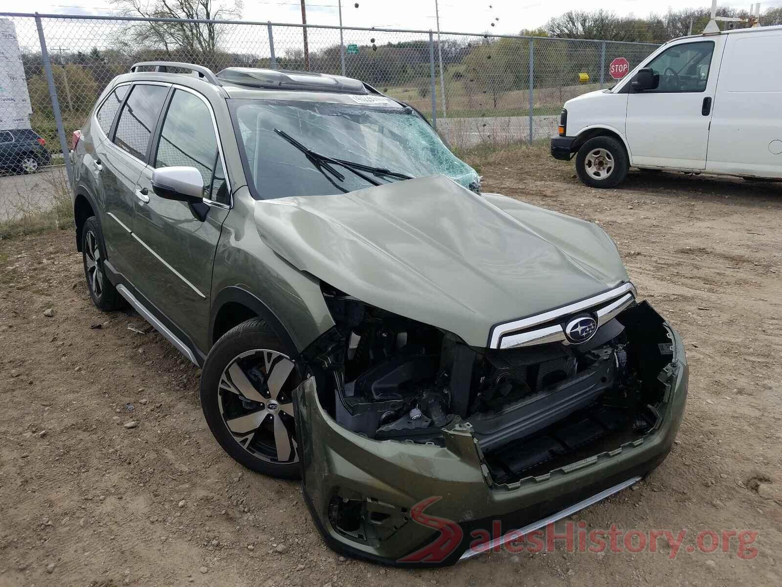 JF2SKAWC3KH501173 2019 SUBARU FORESTER