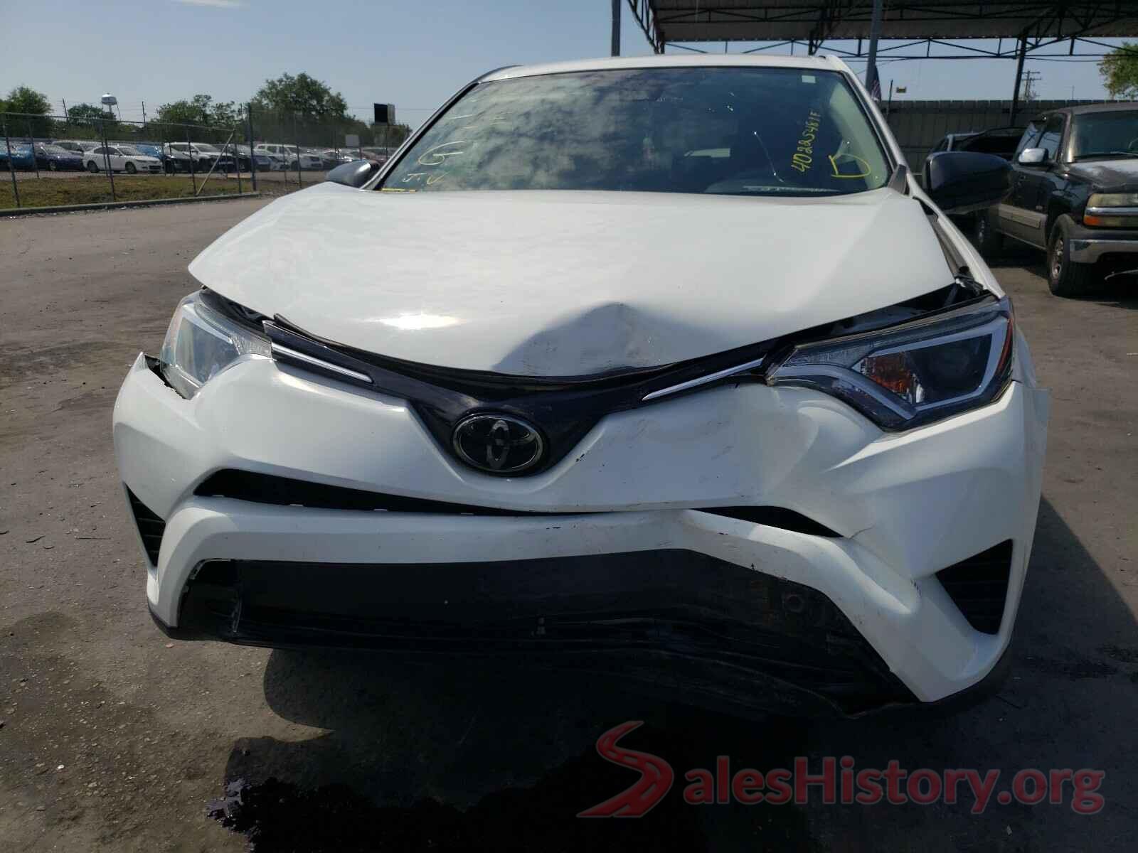 JTMZFREV2JJ172752 2018 TOYOTA RAV4