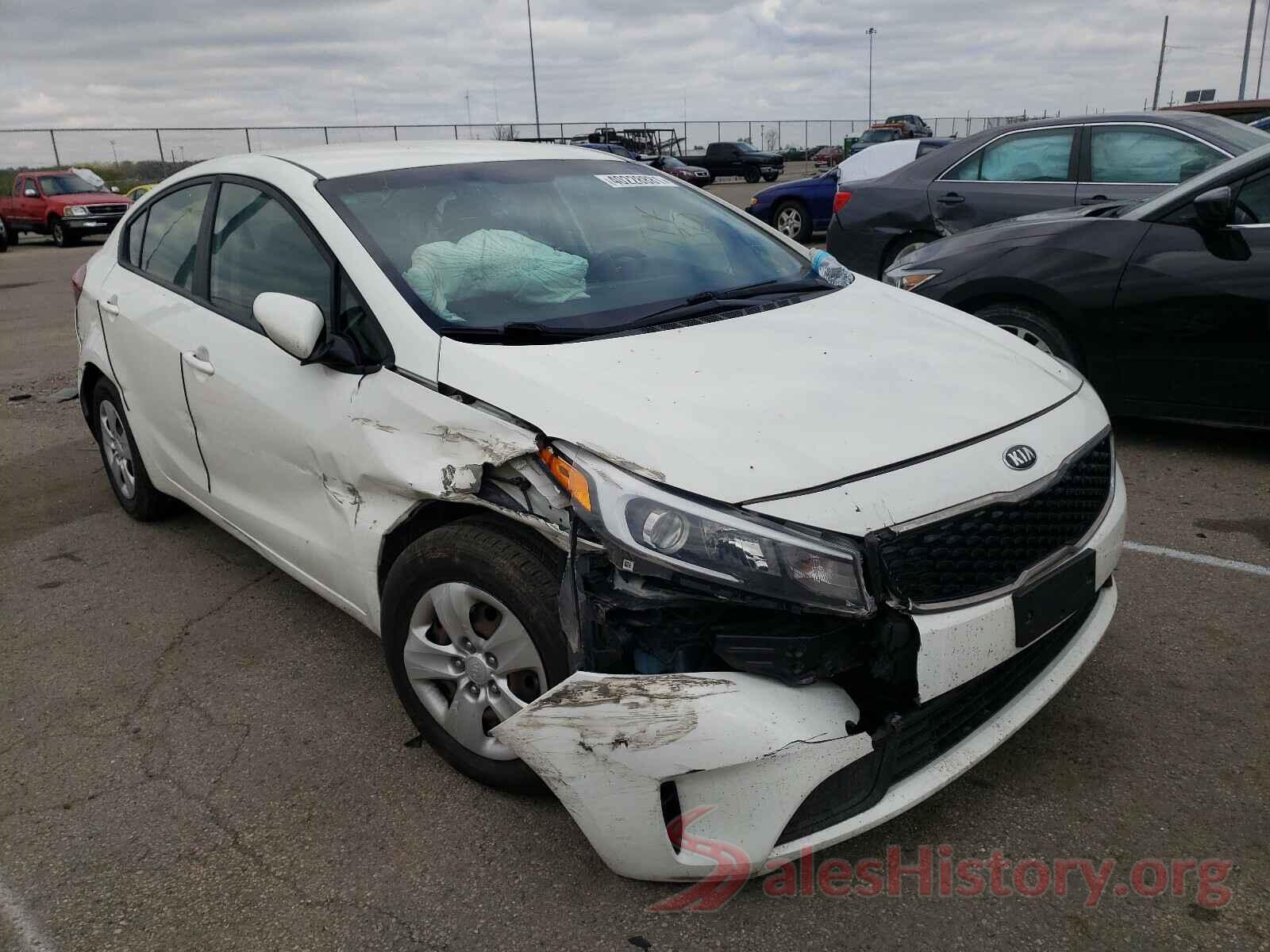 3KPFK4A73HE036159 2017 KIA FORTE