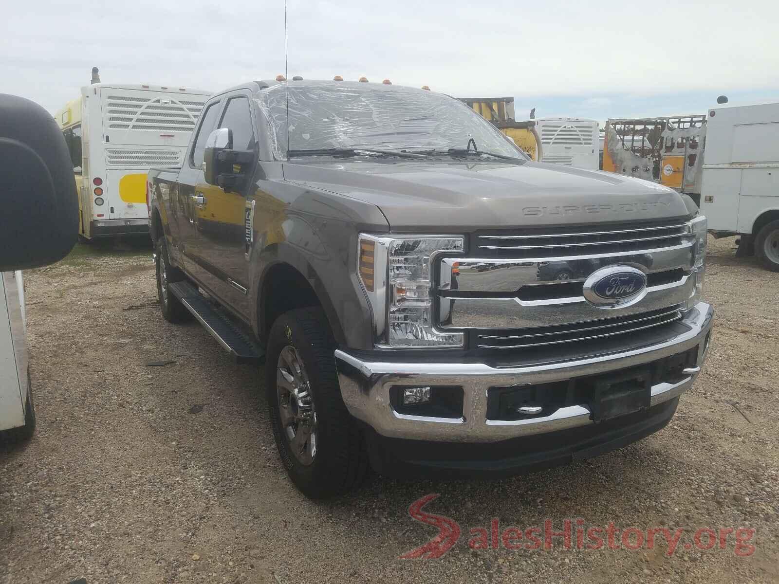 1FT7X2BT5JEB46024 2018 FORD F250