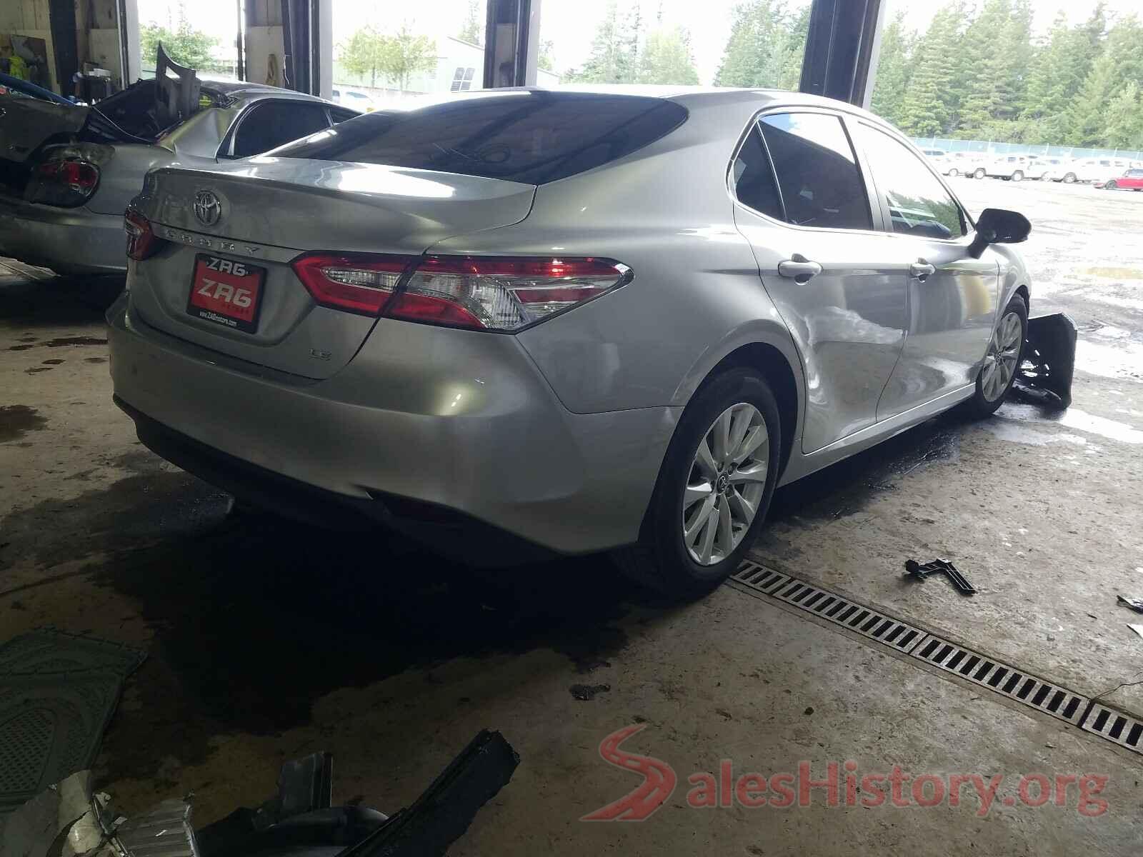 4T1B11HK0JU544988 2018 TOYOTA CAMRY