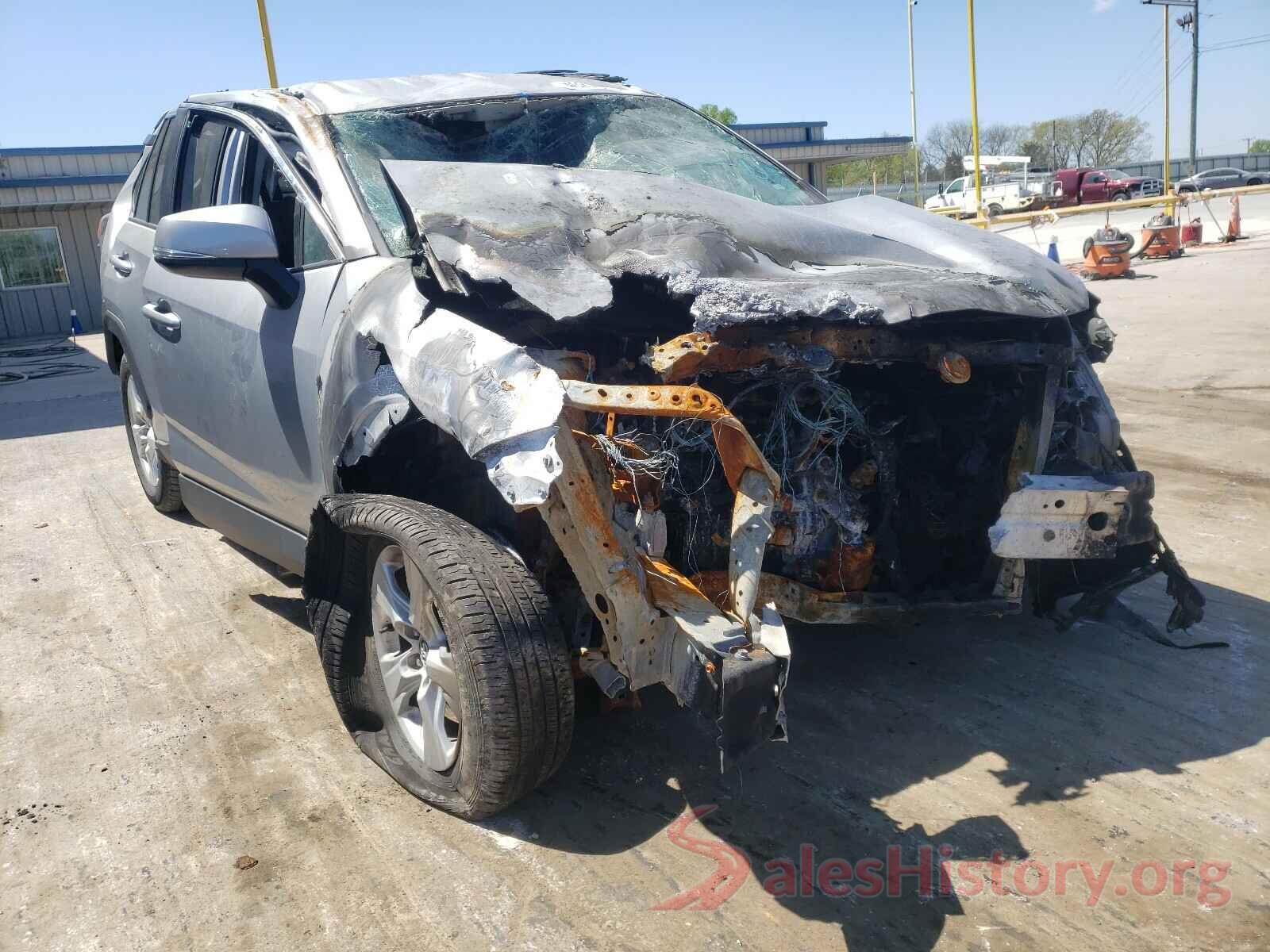 2T3P1RFV8LC100206 2020 TOYOTA RAV4