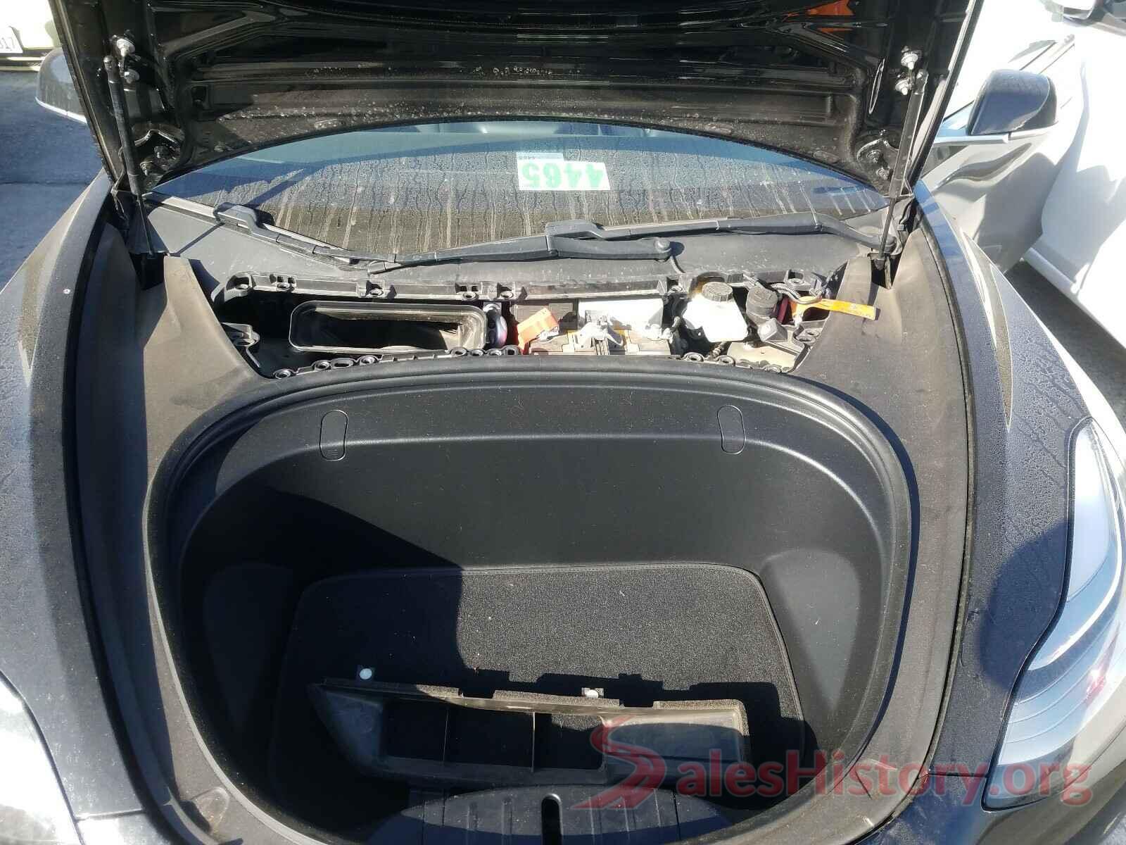 5YJ3E1EA3JF052117 2018 TESLA MODEL 3