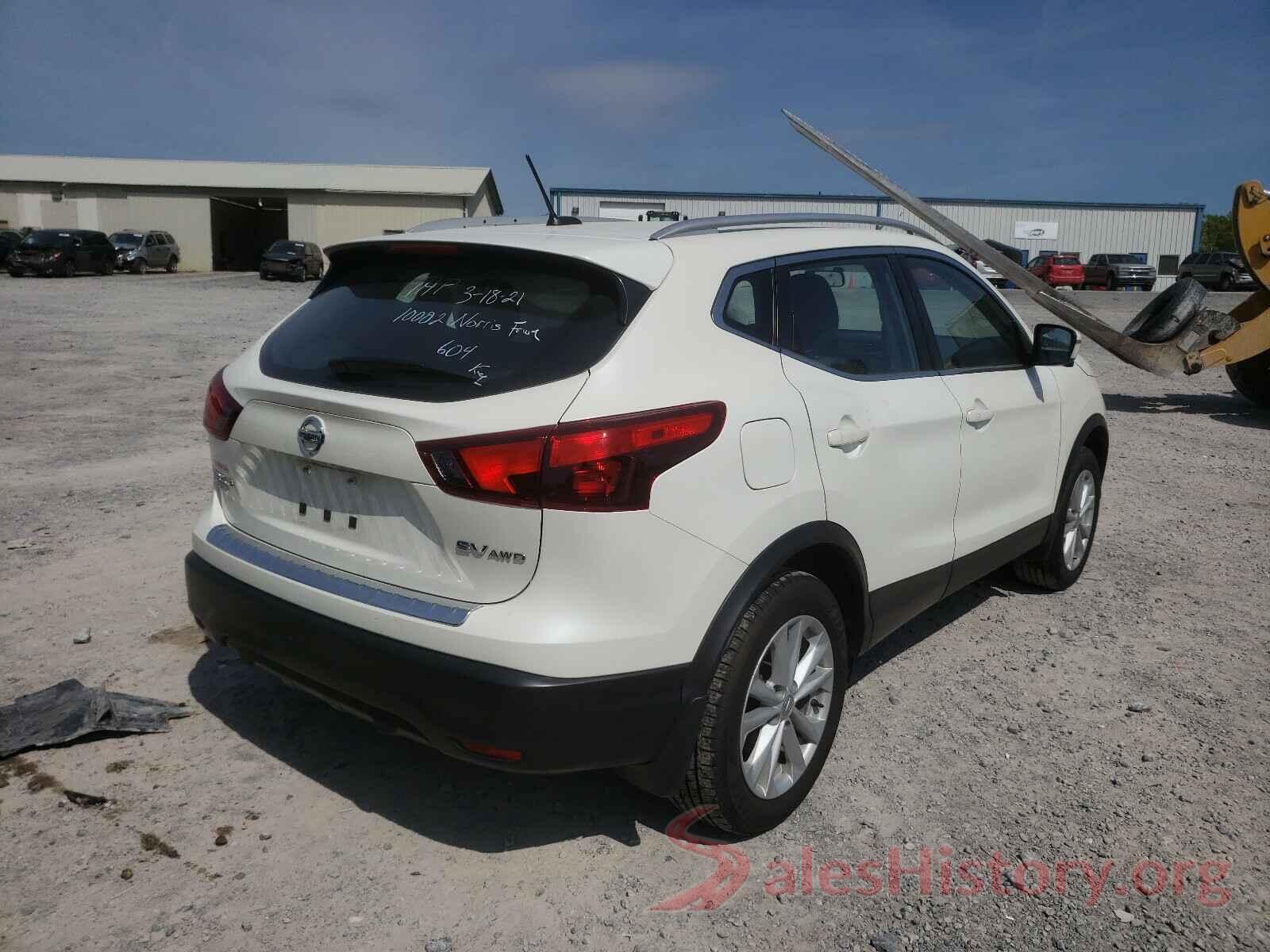 JN1BJ1CR8HW126933 2017 NISSAN ROGUE