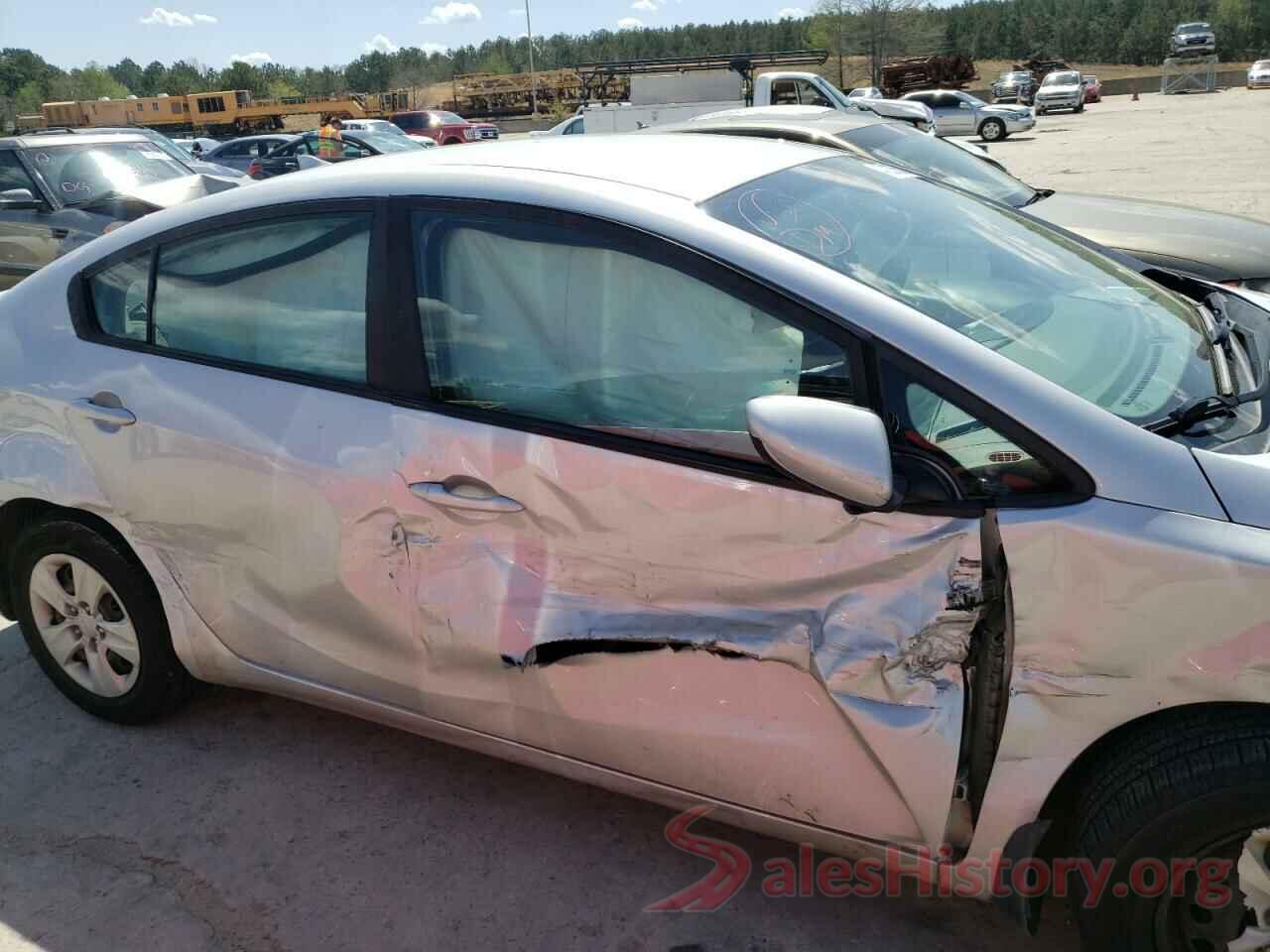 3KPFK4A77HE117505 2017 KIA FORTE