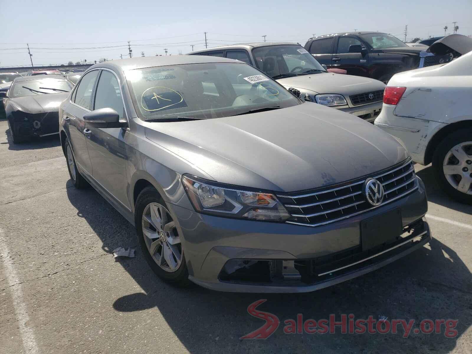 1VWAT7A37HC065612 2017 VOLKSWAGEN PASSAT