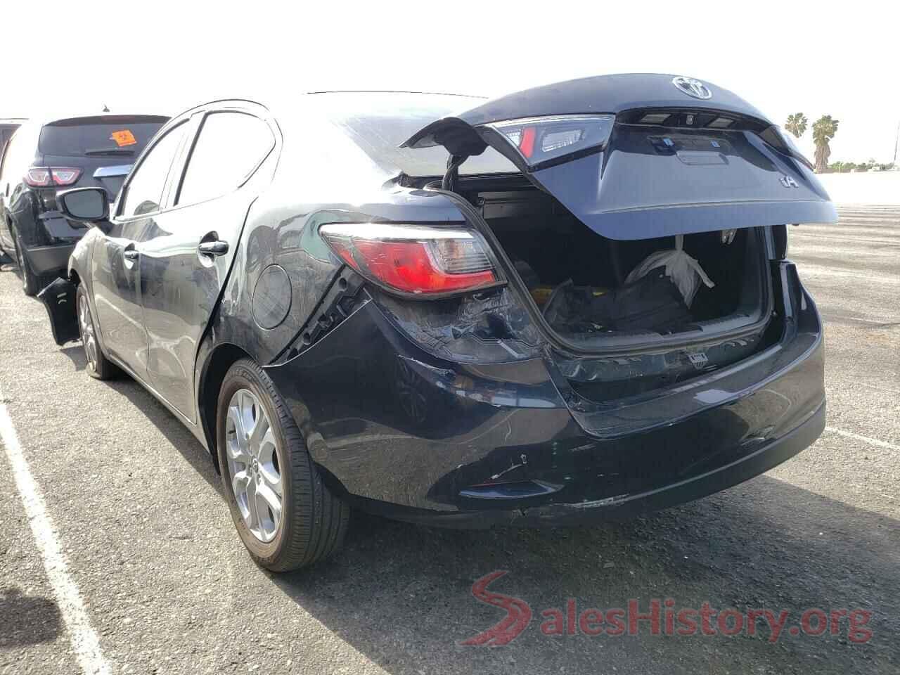 3MYDLBYV2JY325794 2018 TOYOTA YARIS