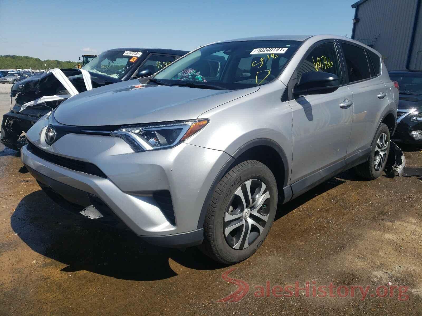 2T3ZFREV9JW413983 2018 TOYOTA RAV4