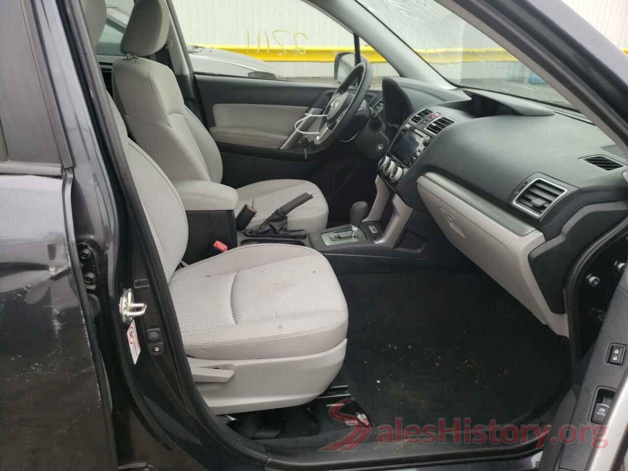 JF2SJAJC4JH525085 2018 SUBARU FORESTER