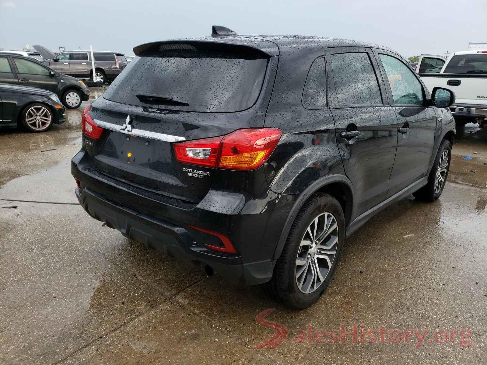 JA4AP3AU7JU020253 2018 MITSUBISHI OUTLANDER