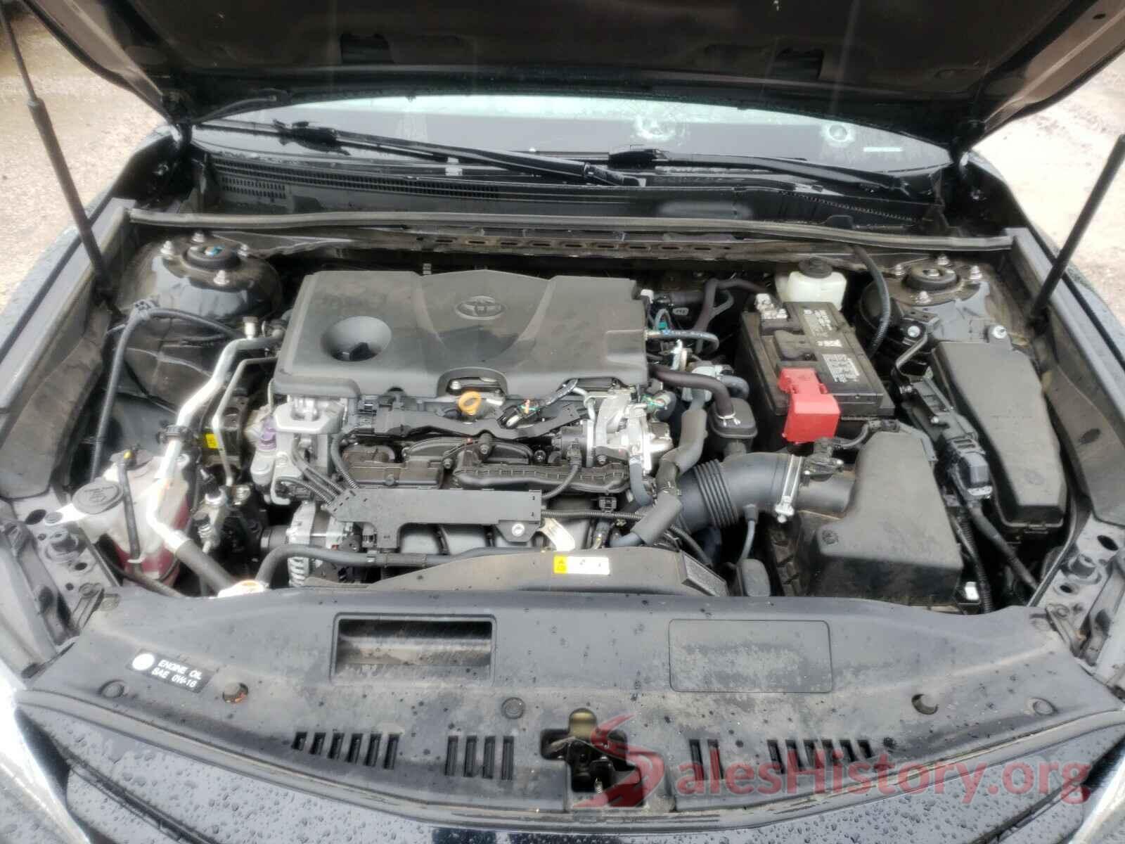 4T1B11HK3JU099677 2018 TOYOTA CAMRY