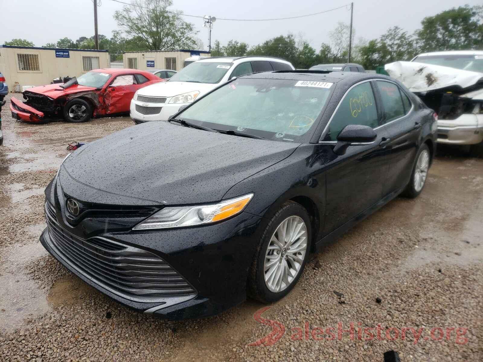 4T1B11HK3JU099677 2018 TOYOTA CAMRY