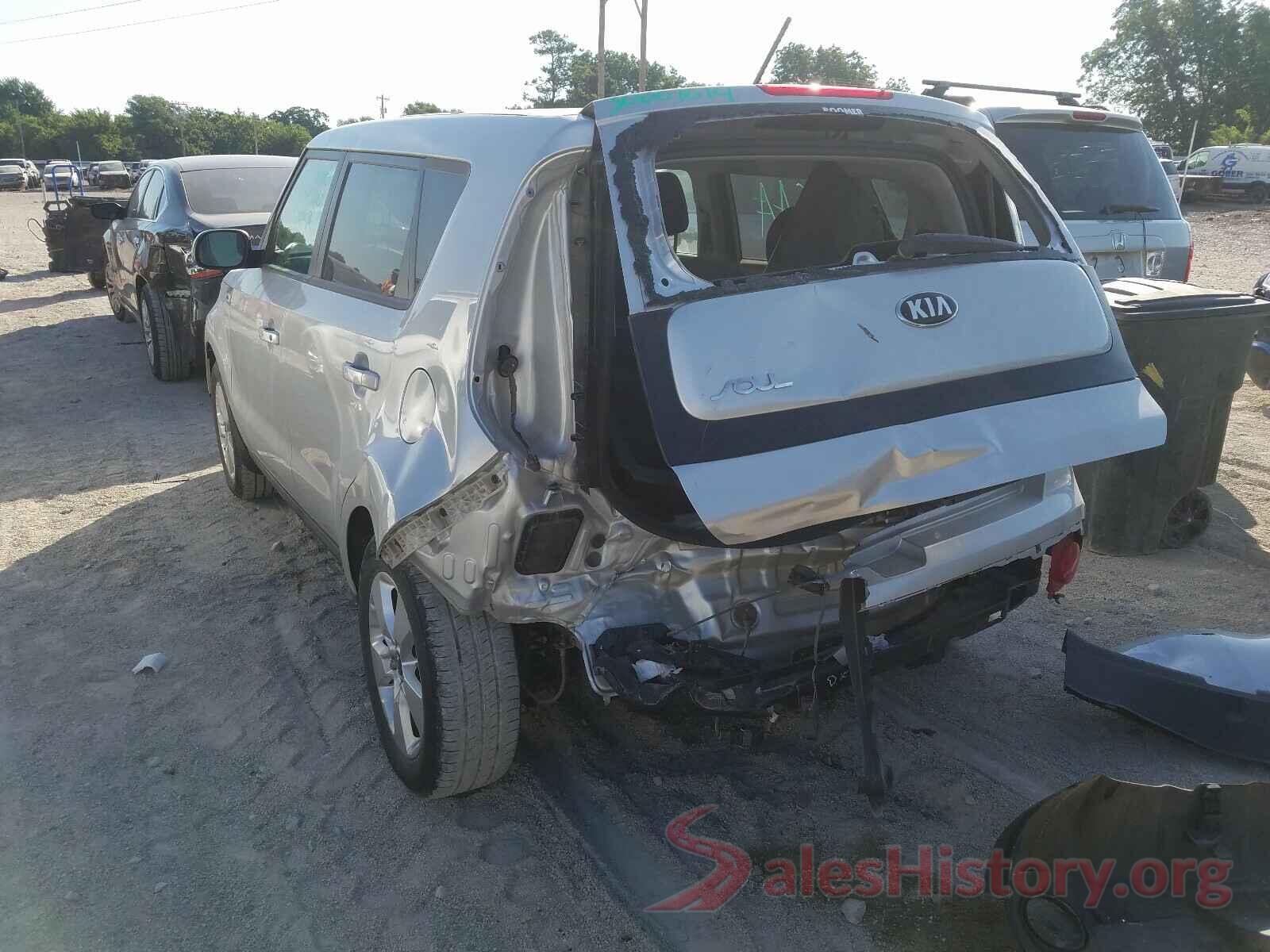 KNDJN2A21J7560233 2018 KIA SOUL