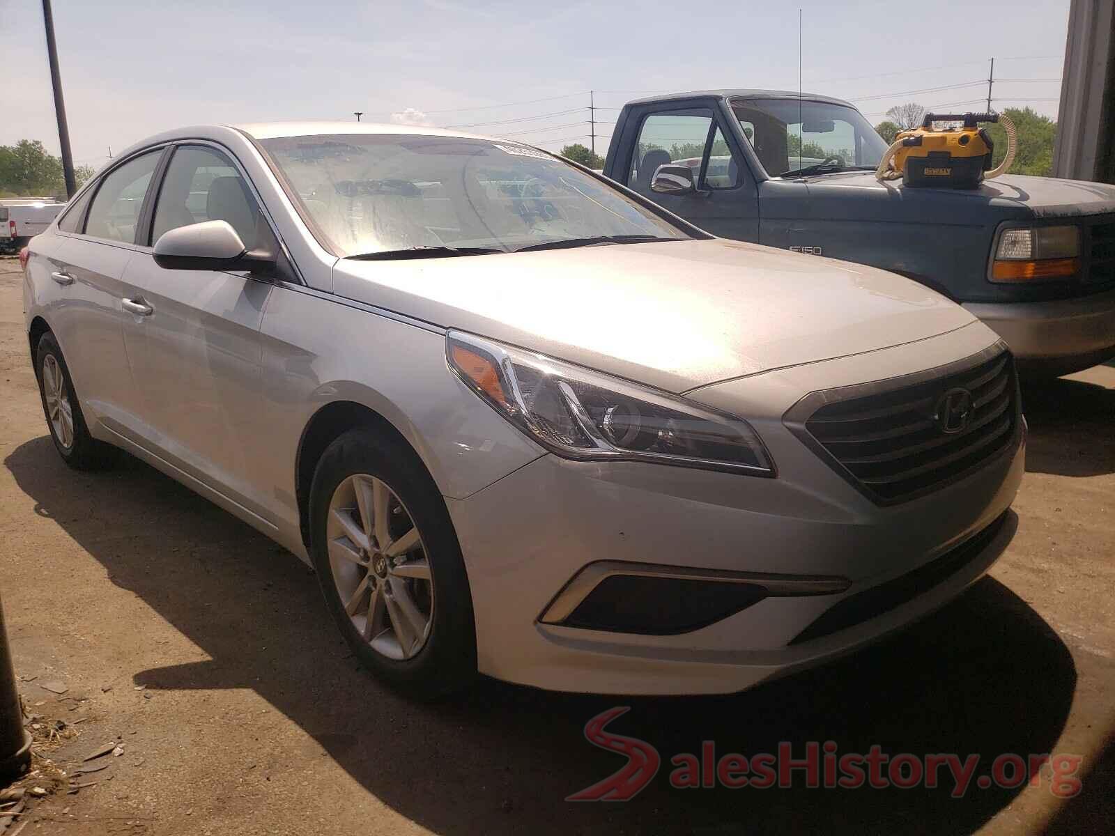 5NPE24AF4HH541576 2017 HYUNDAI SONATA