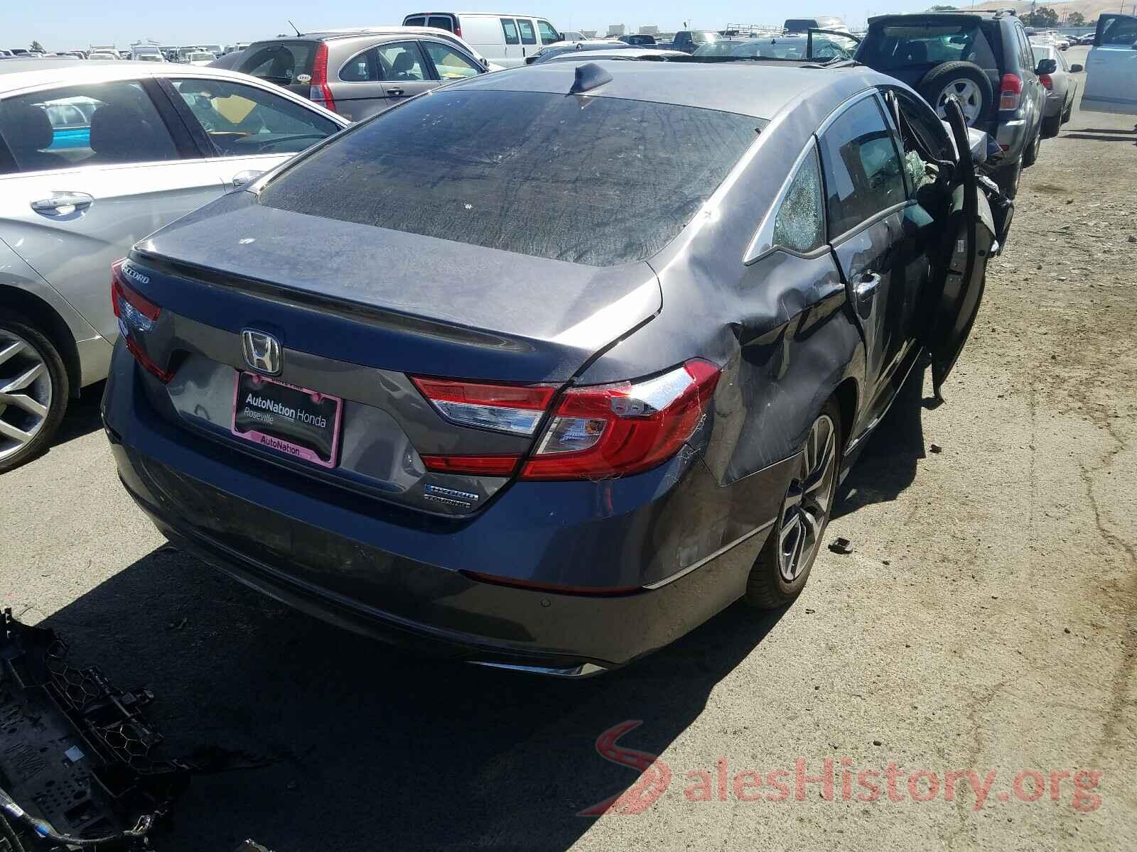 1HGCV3F92KA019315 2019 HONDA ACCORD