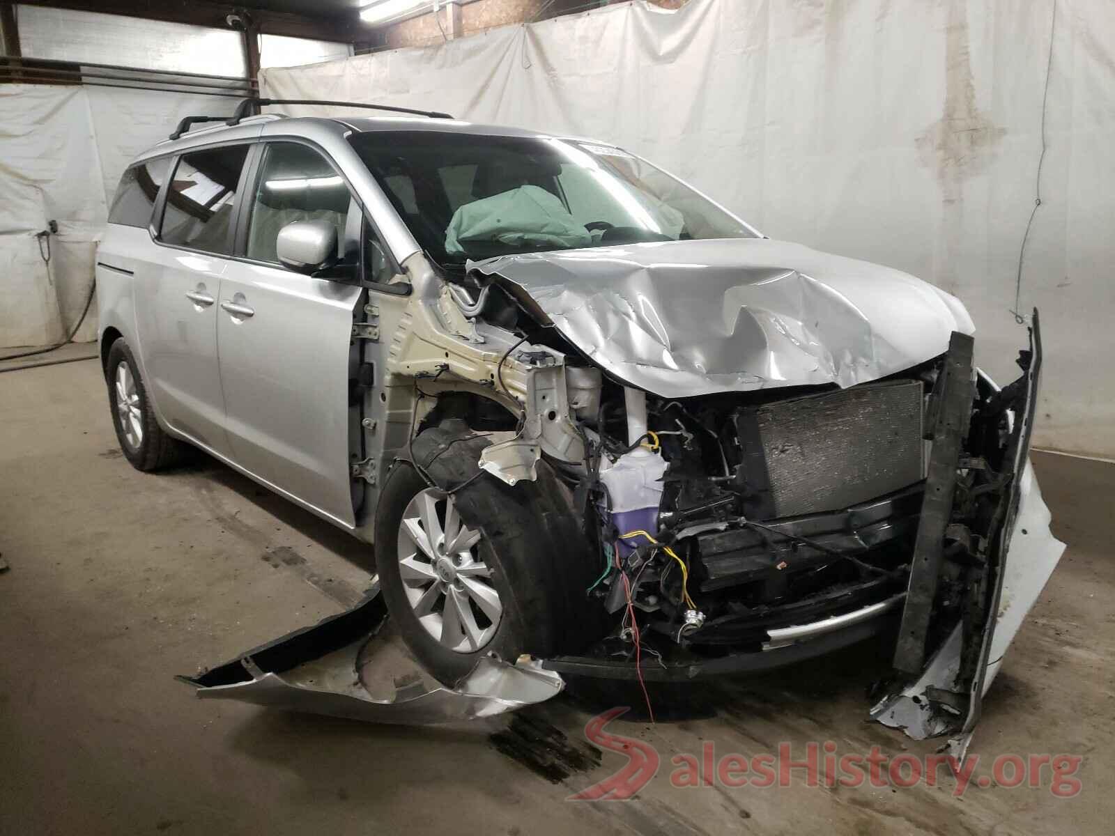 KNDMB5C17H6240829 2017 KIA SEDONA