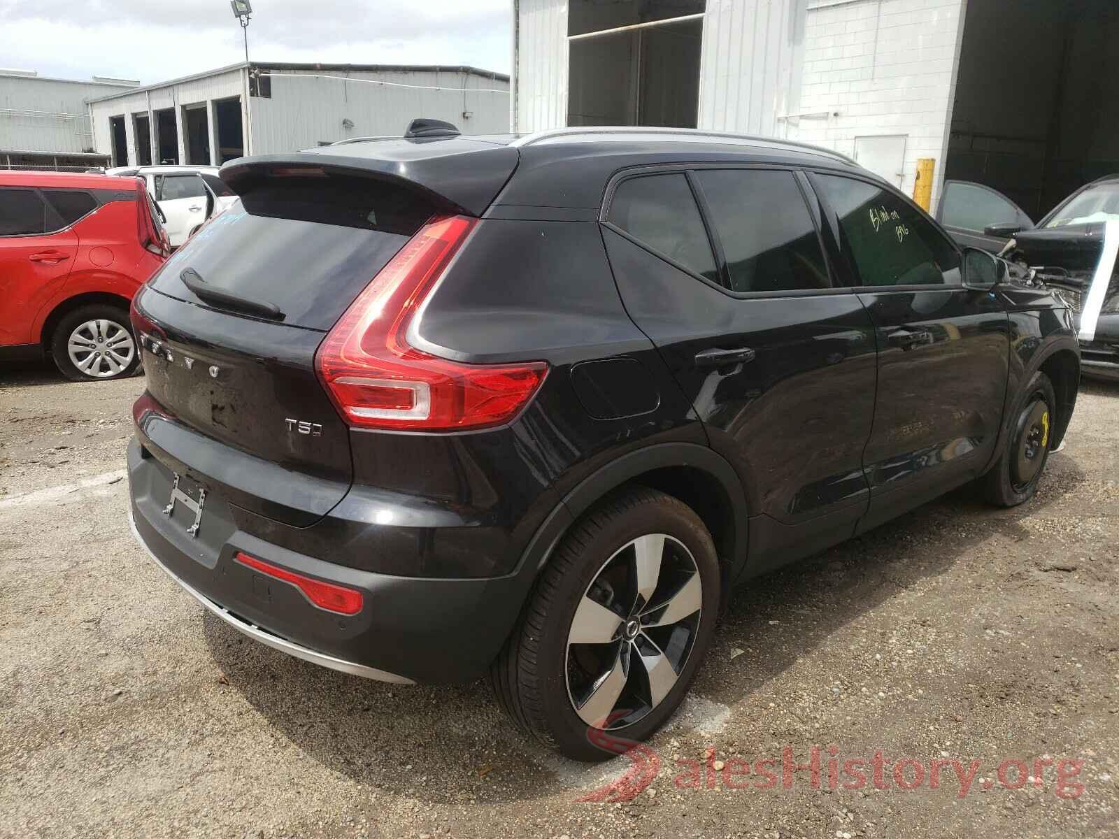 YV4162UKXL2200397 2020 VOLVO XC40