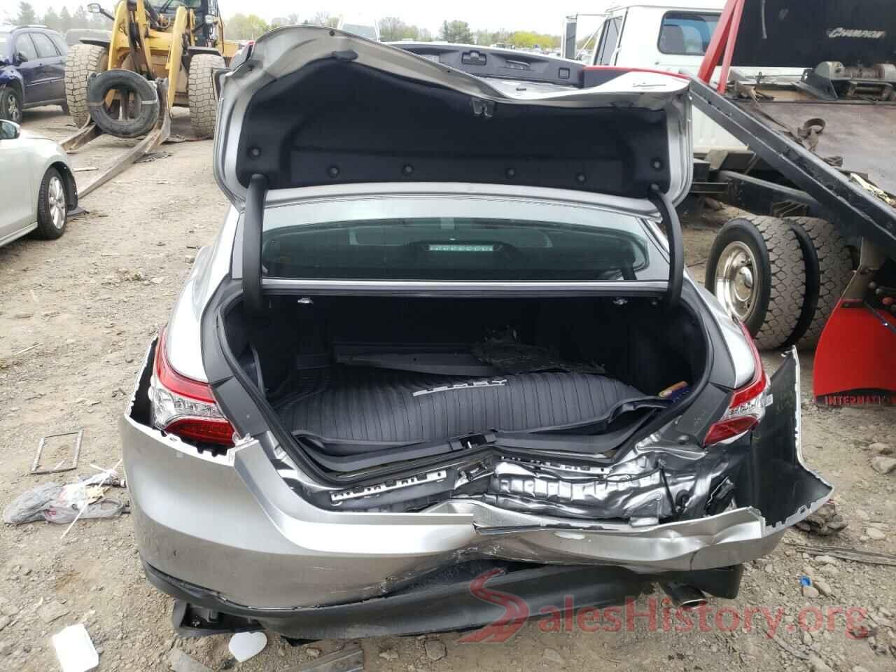 4T1B11HKXKU788584 2019 TOYOTA CAMRY