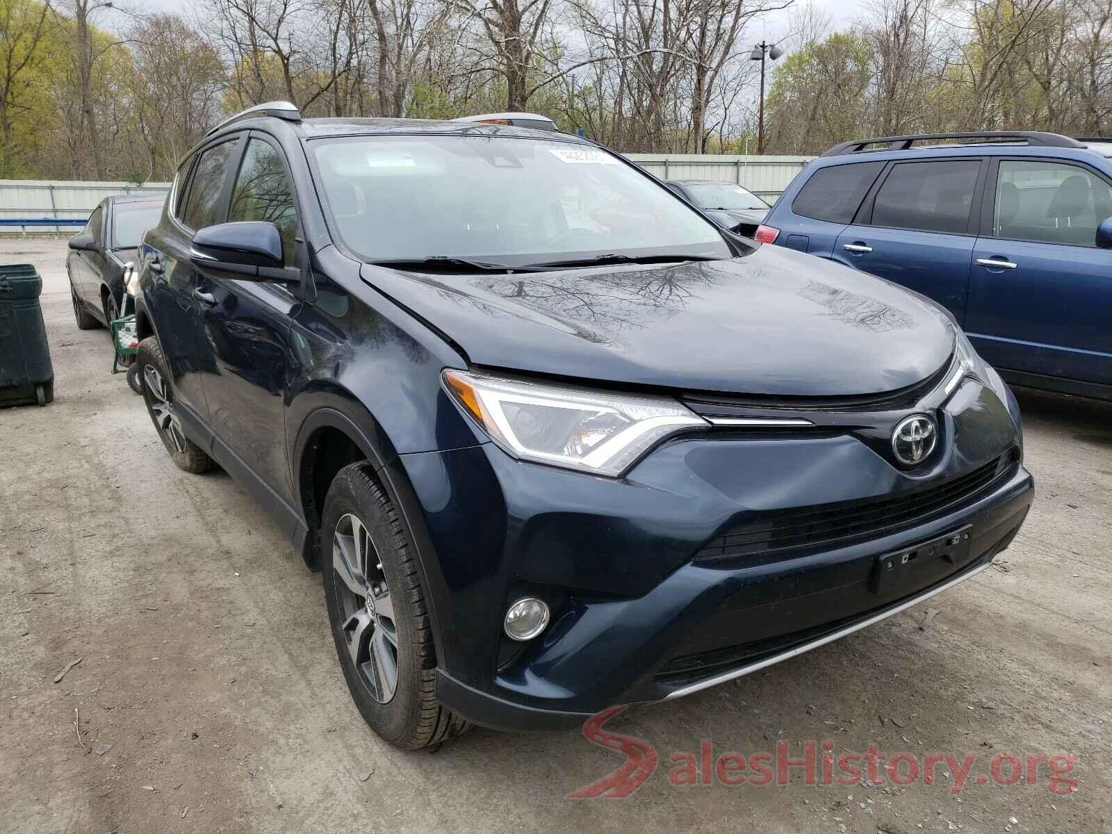 JTMRFREV3HJ703175 2017 TOYOTA RAV4