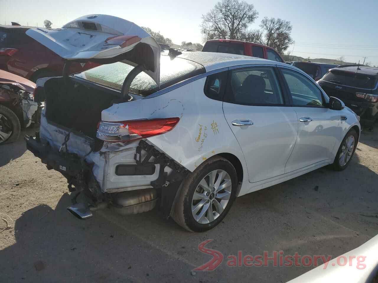 5XXGU4L34JG220306 2018 KIA OPTIMA