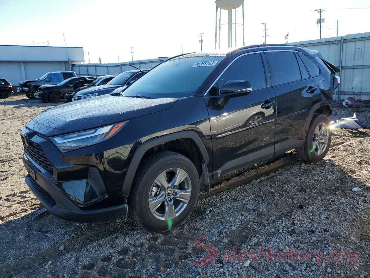 2T3P1RFV4NC301765 2022 TOYOTA RAV4